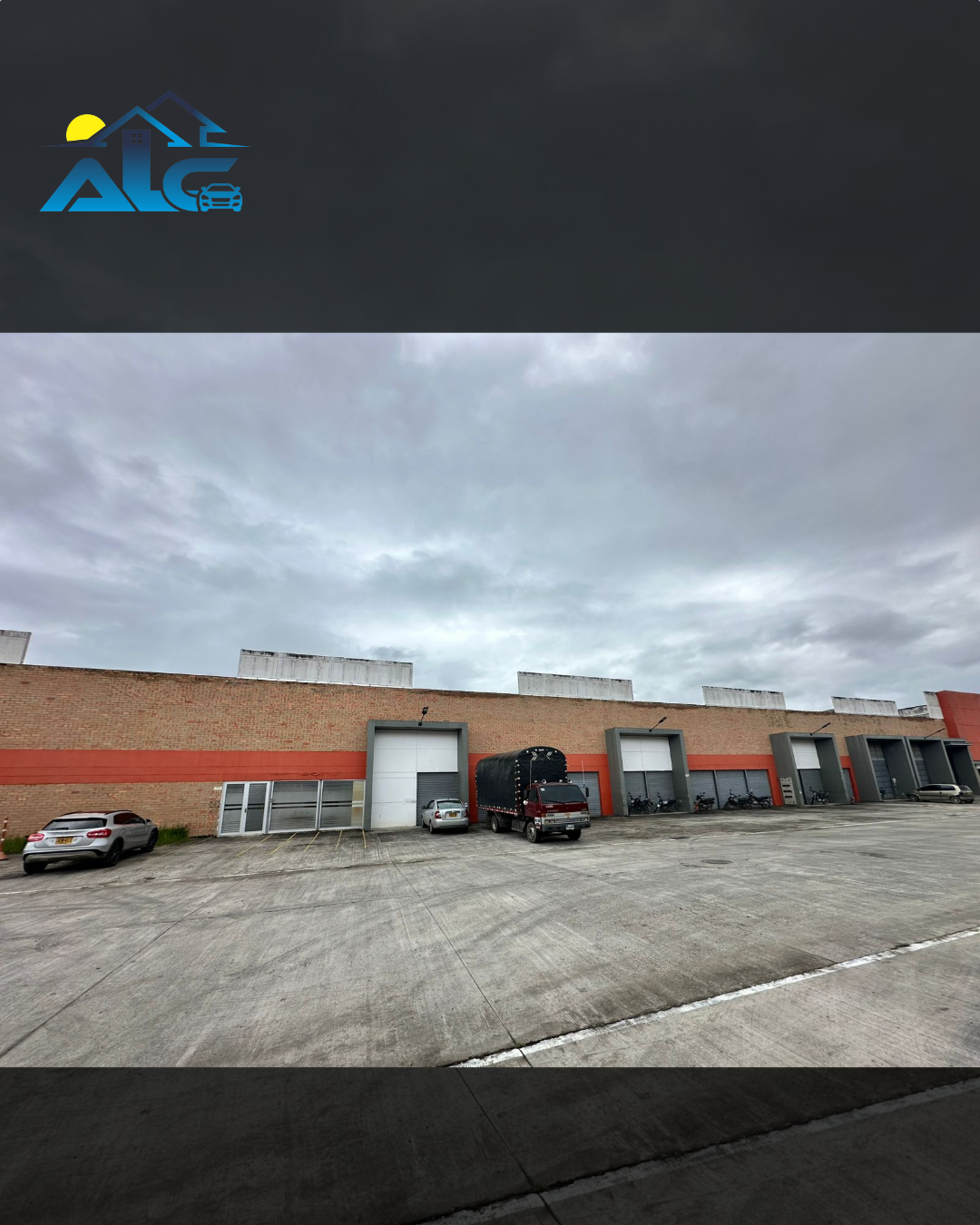 Bodega en Centro Logístico de la Florida