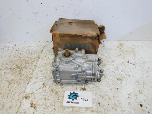 AMC 304 AC Compressor for Jeep V8 Models - NOS York Borg Warner Upgrade EB257111321683