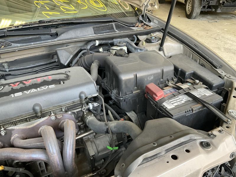 Toyota Camry 2005 Air Box Cleaner Grade A KX32755 - $395