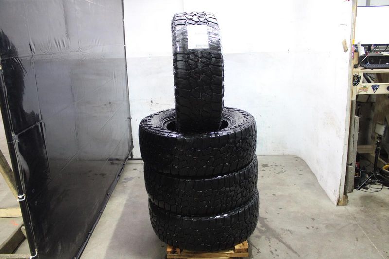 2018 Toyota Tacoma SET OF 4 265/70R16 FALKEN WILDPEAK A/T AT3W B25D1035 for Toyota Tacoma