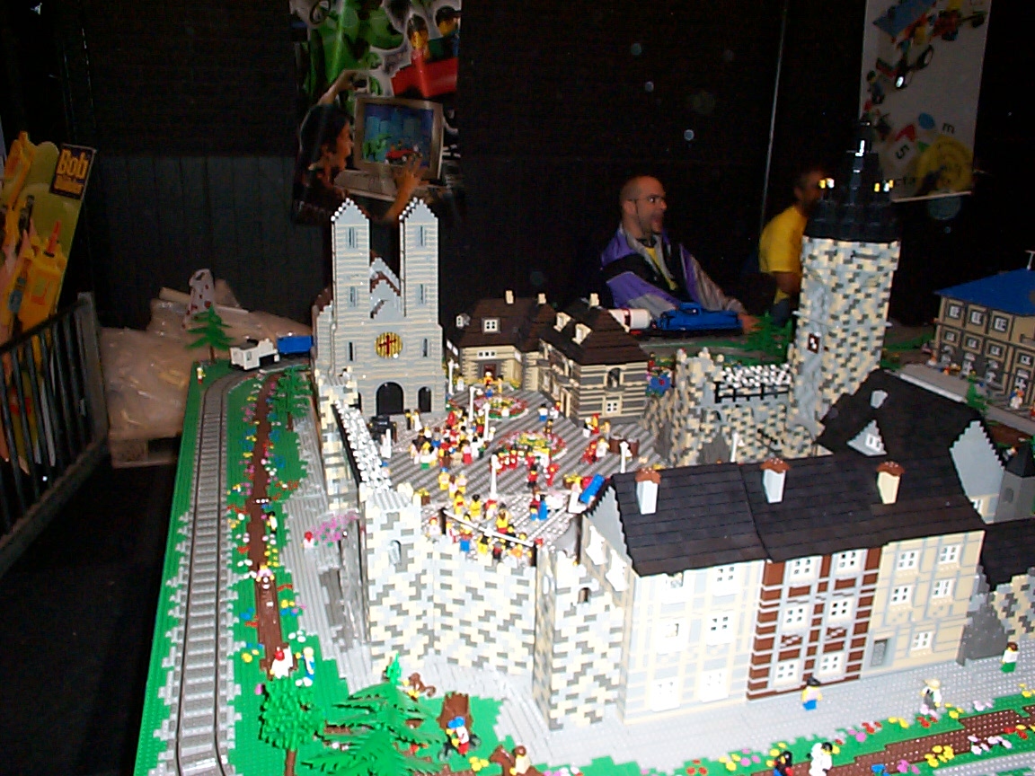 castle@legoworld.jpg