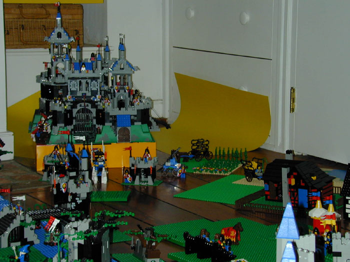 castleland85.jpg