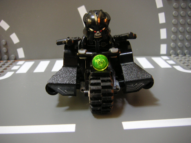 tricycle1_2.jpg