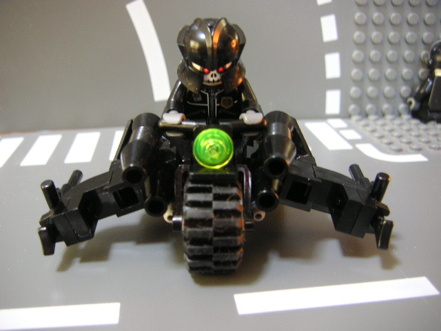tricycle1_4.jpg