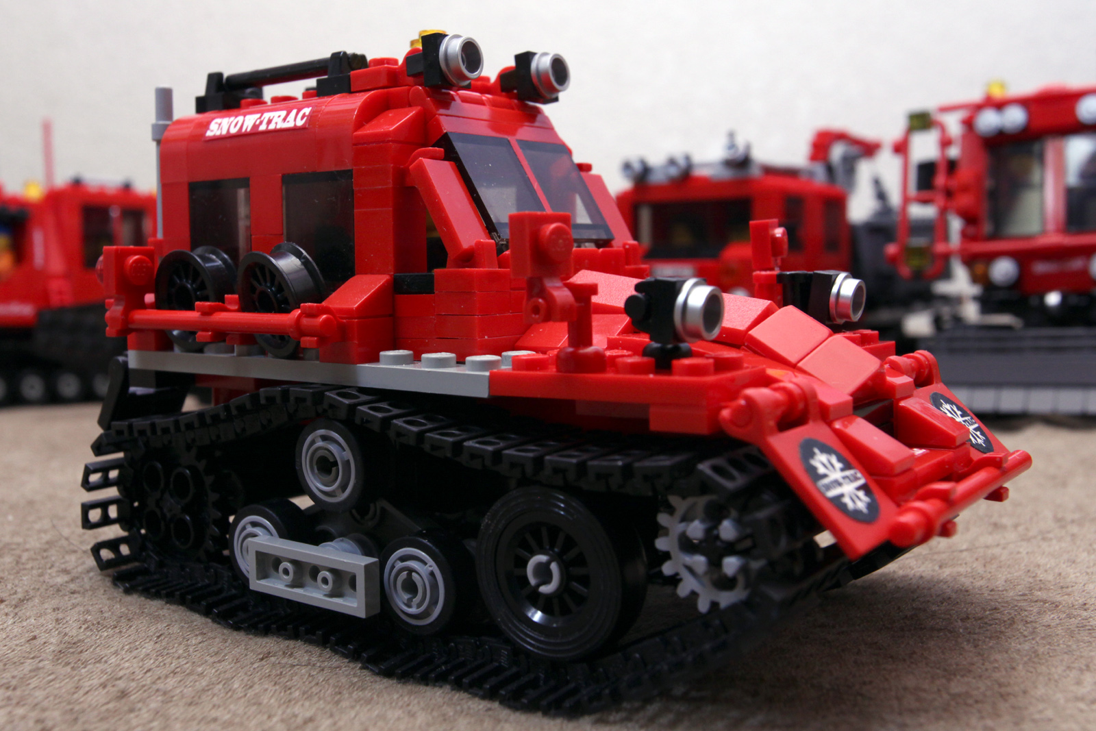snowtrac00.jpg