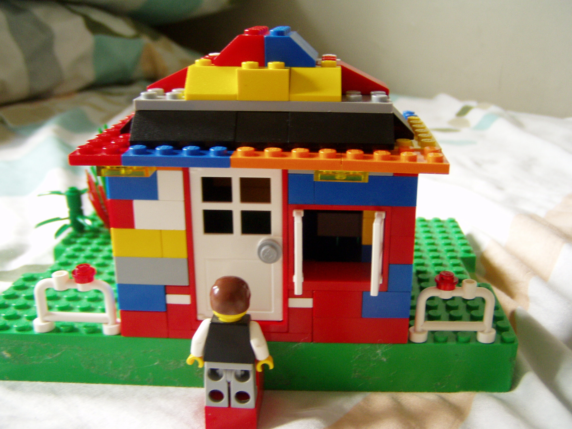 lego_house-_front.jpg