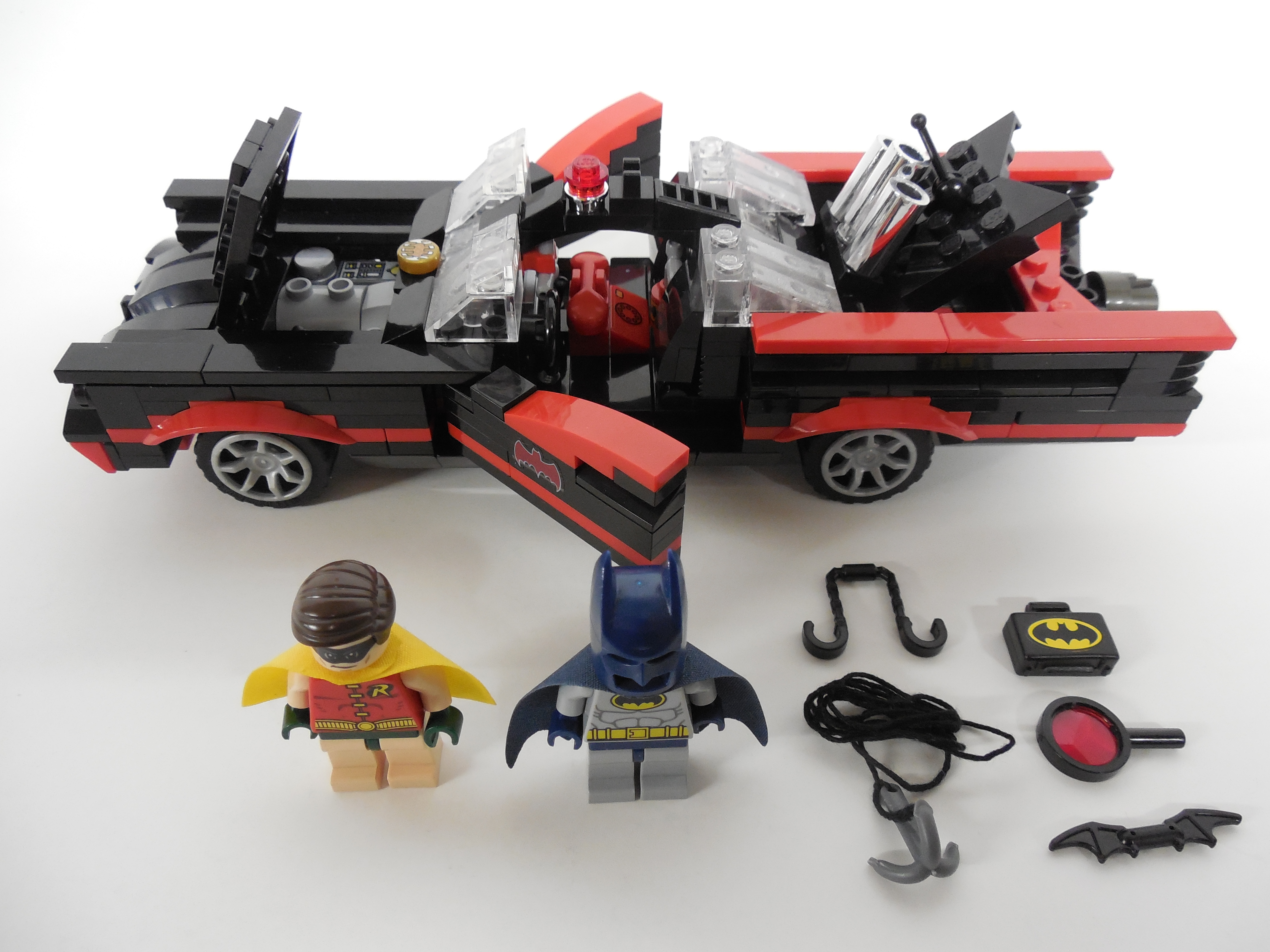 lego_1966_classic_batmobile_207.jpg