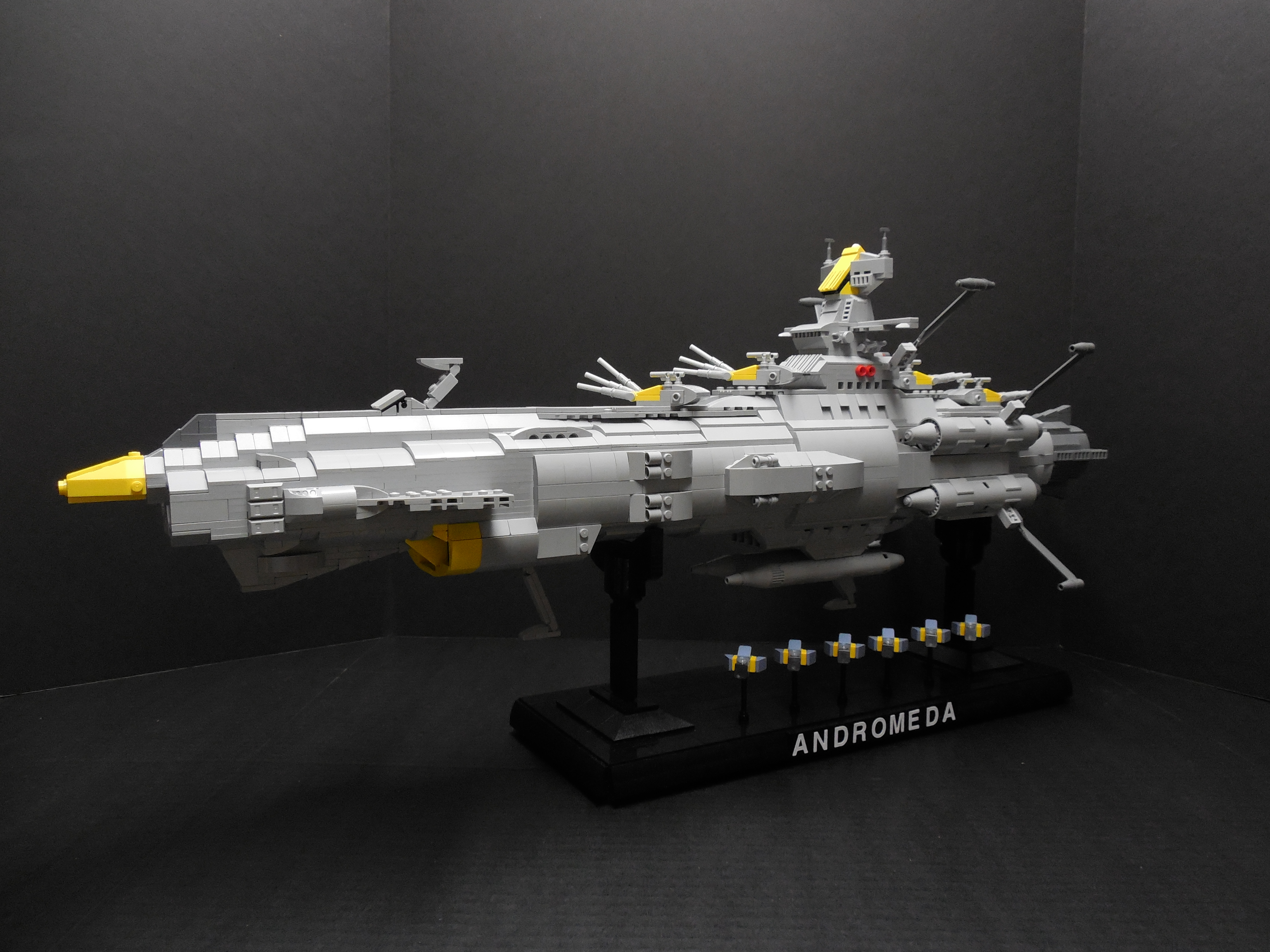 space_battleship_andromeda_004.jpg