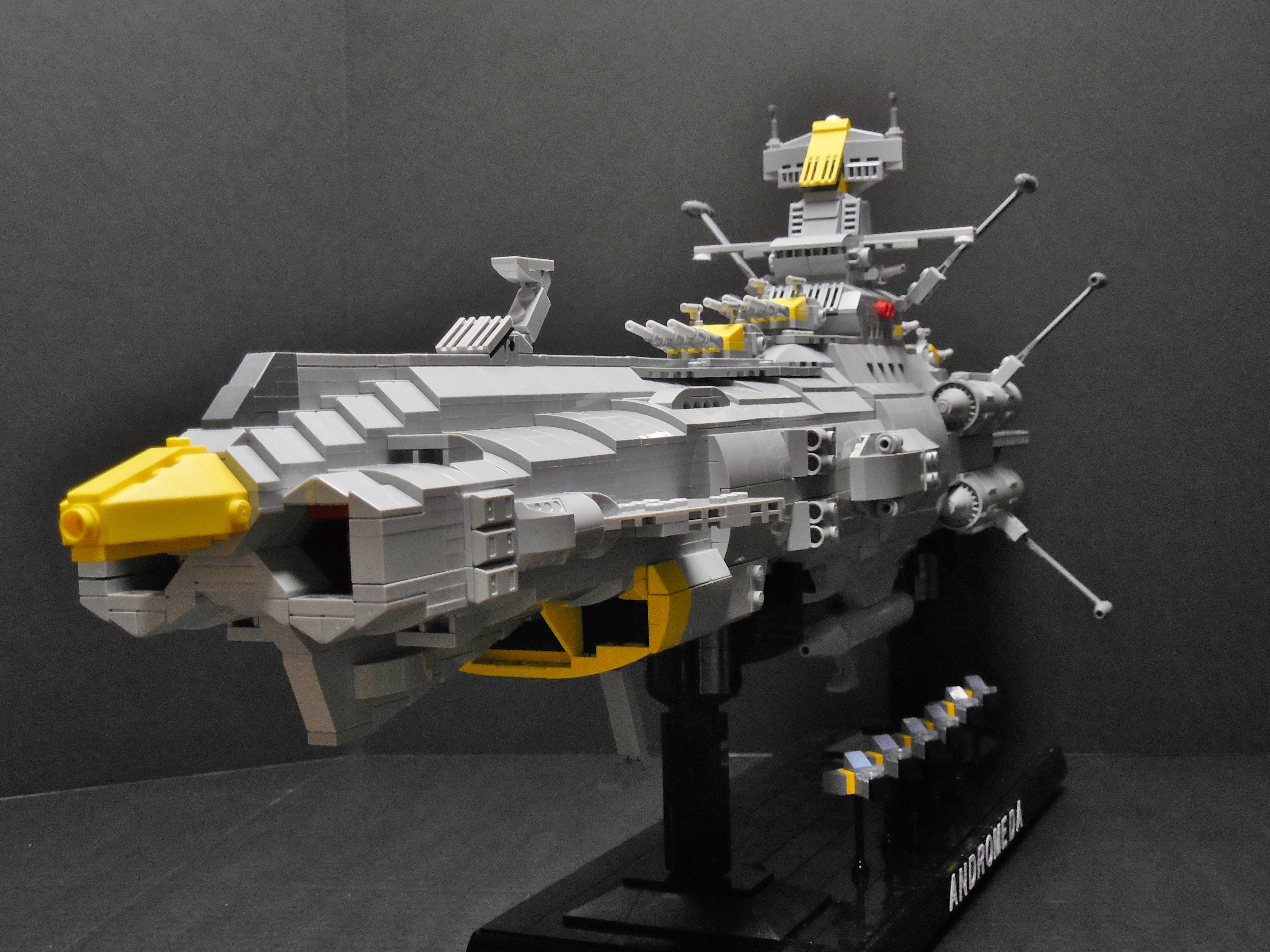 space_battleship_andromeda_008.jpg