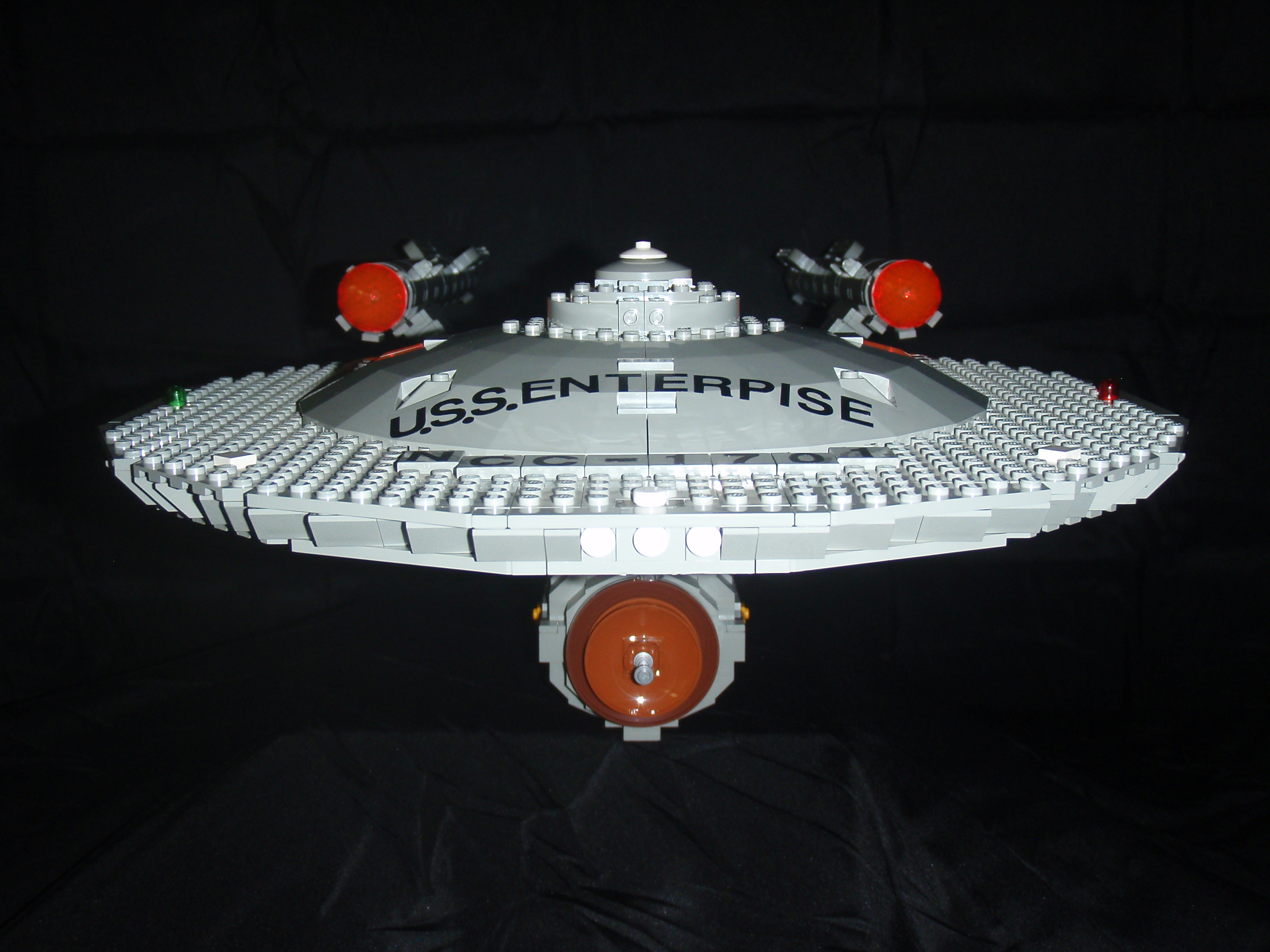 enterprise_008.jpg