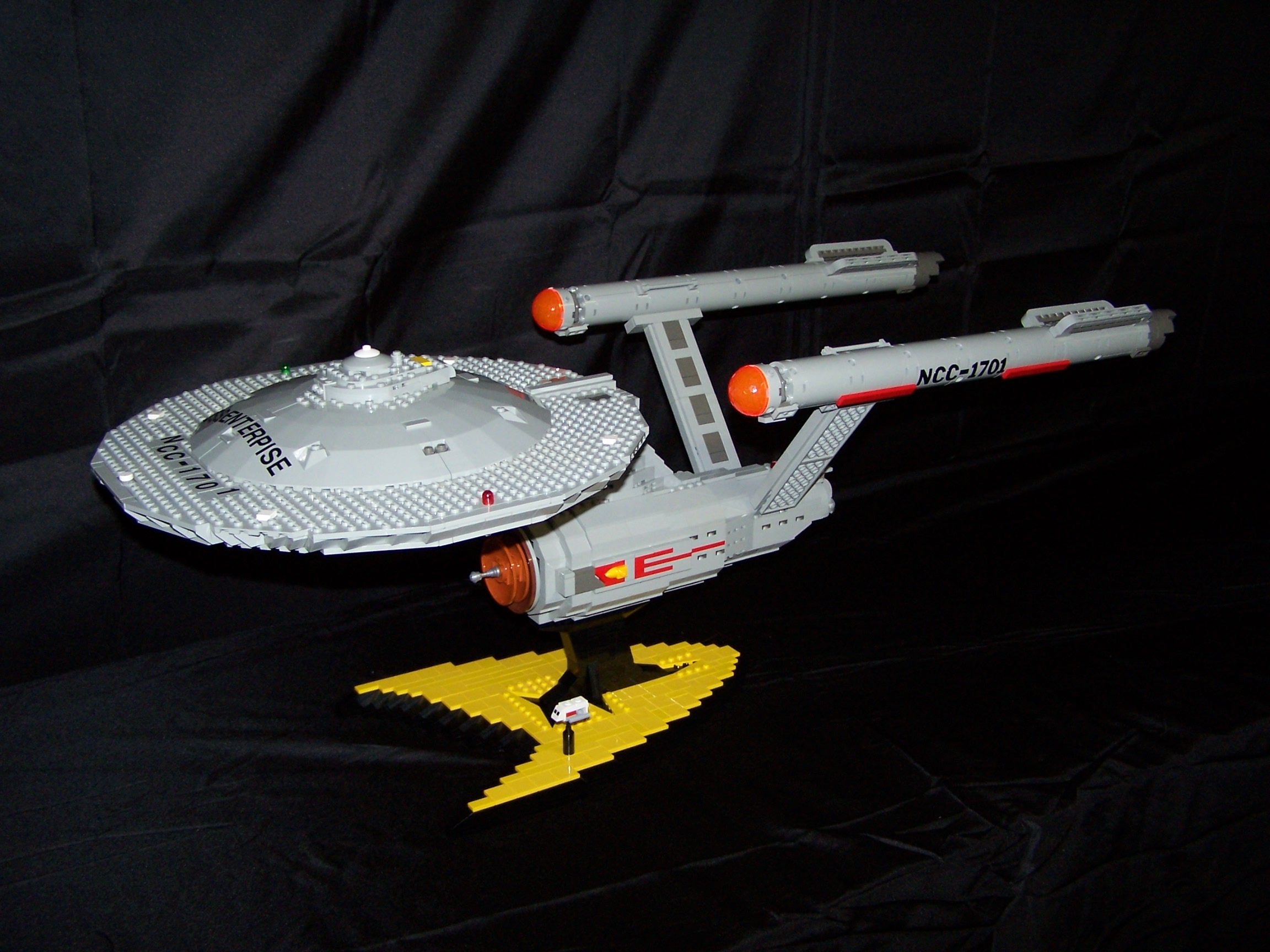 enterprise_012.jpg