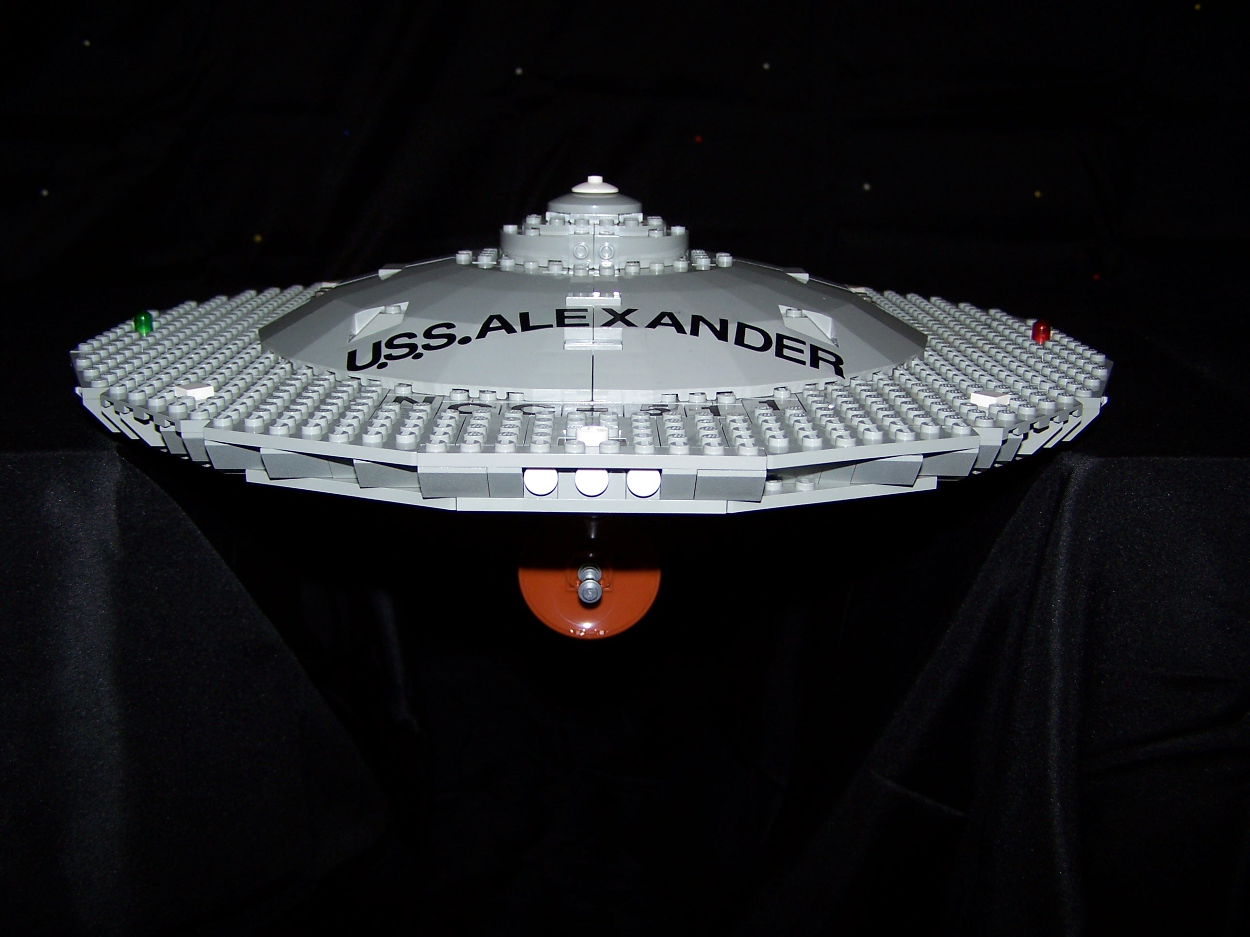 uss_alexander_002.jpg