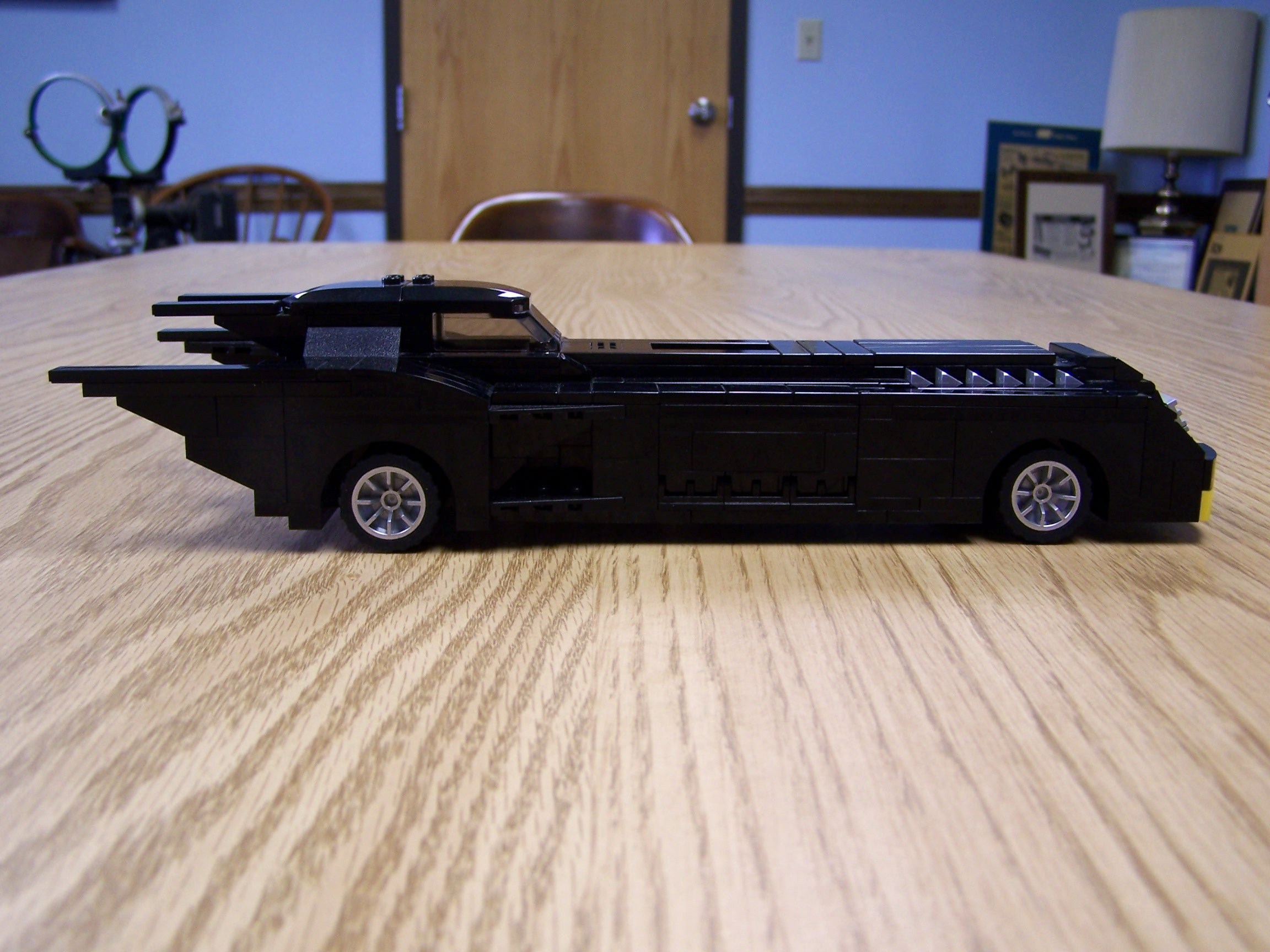 tas_batmobile_03.jpg