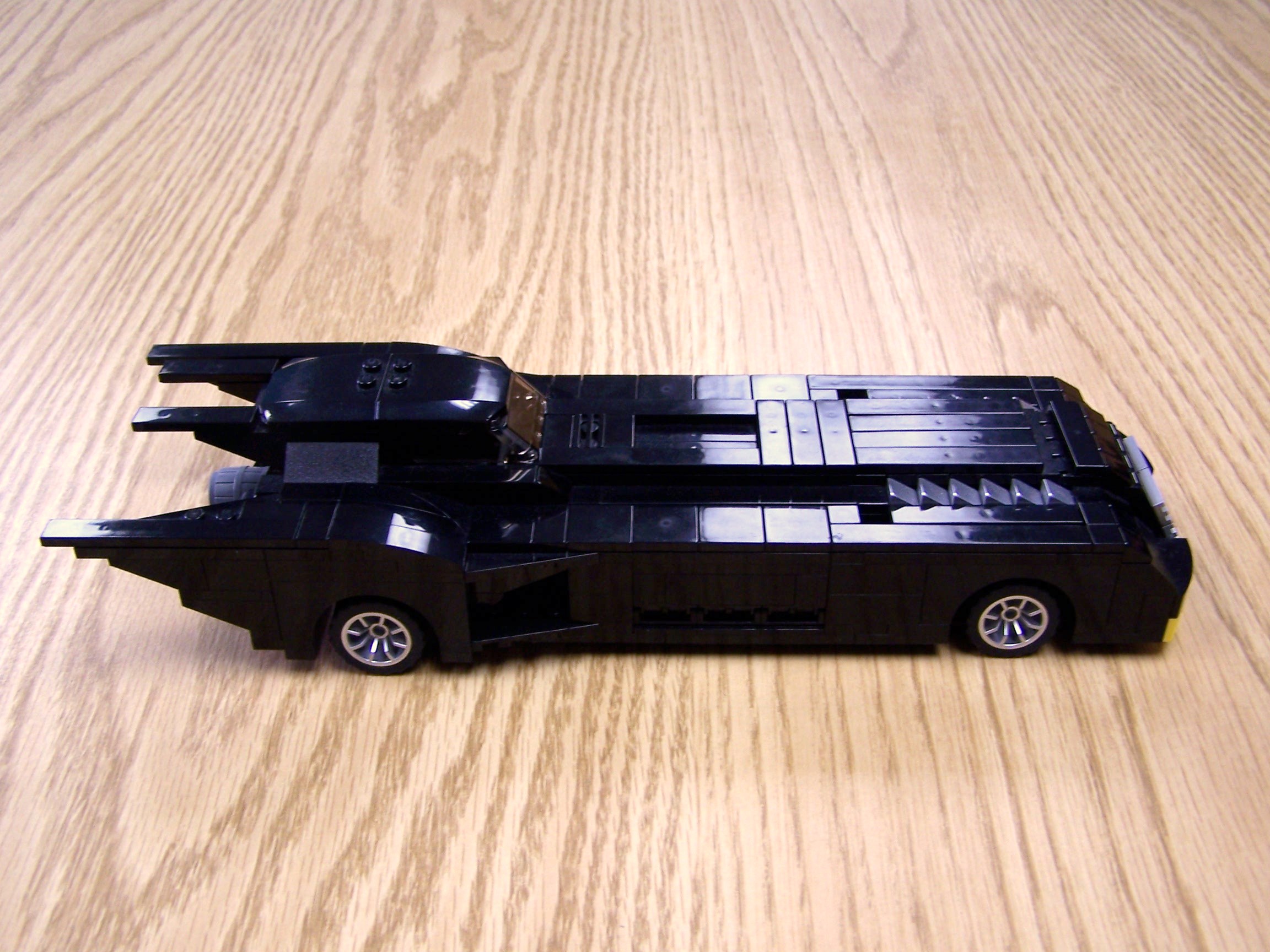 tas_batmobile_08.jpg