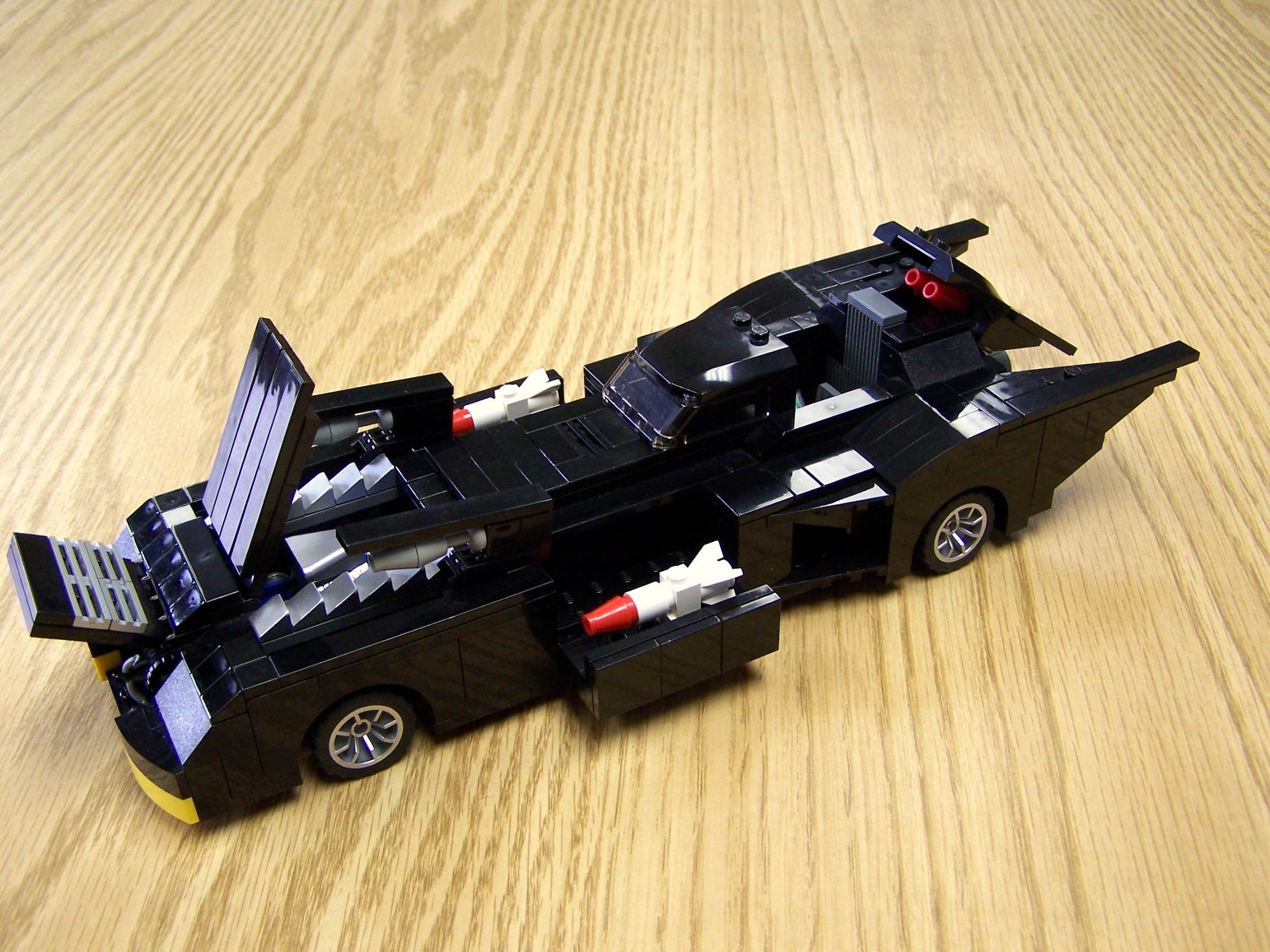tas_batmobile_15.jpg