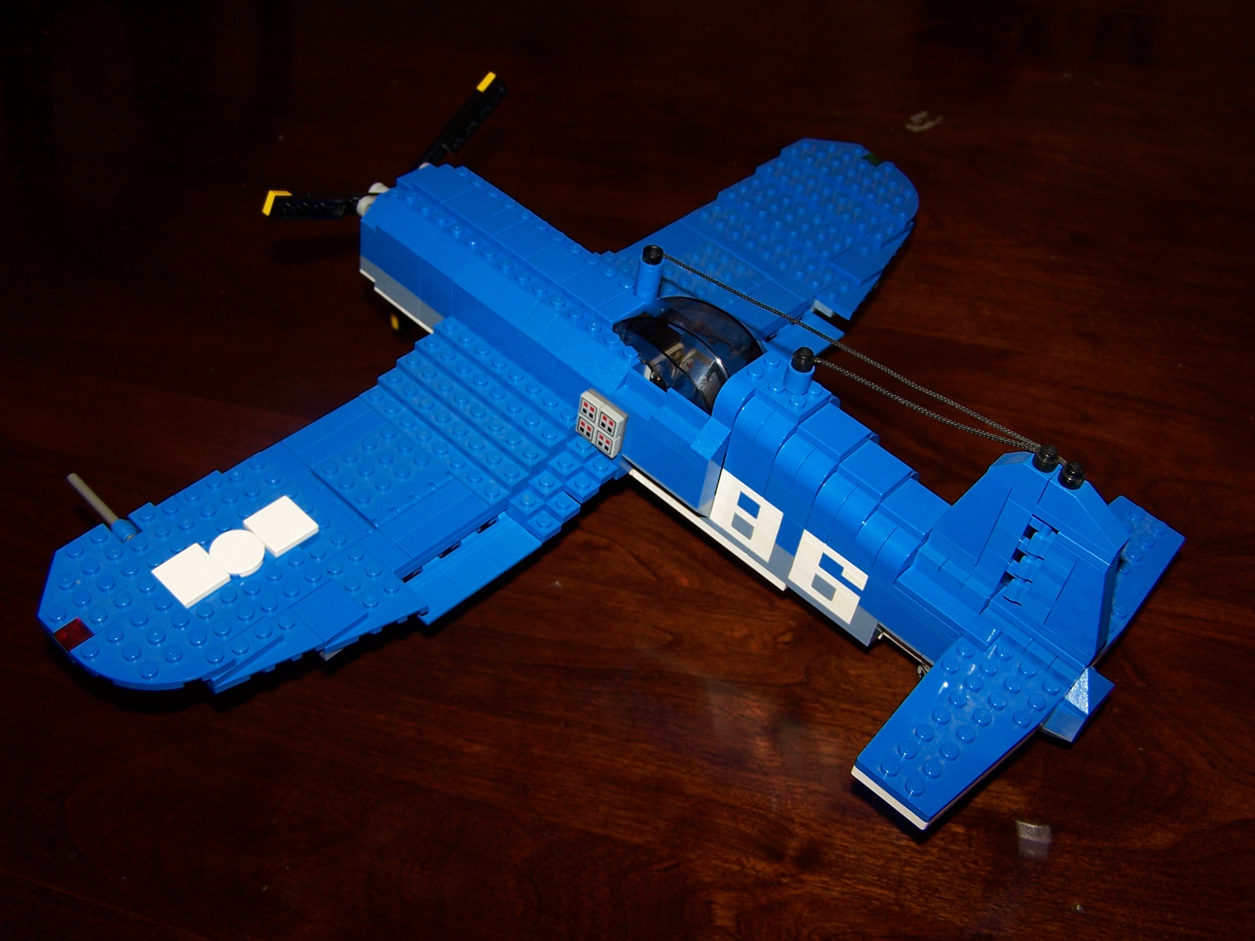 pappy_boyingtons_corsair_018.jpg