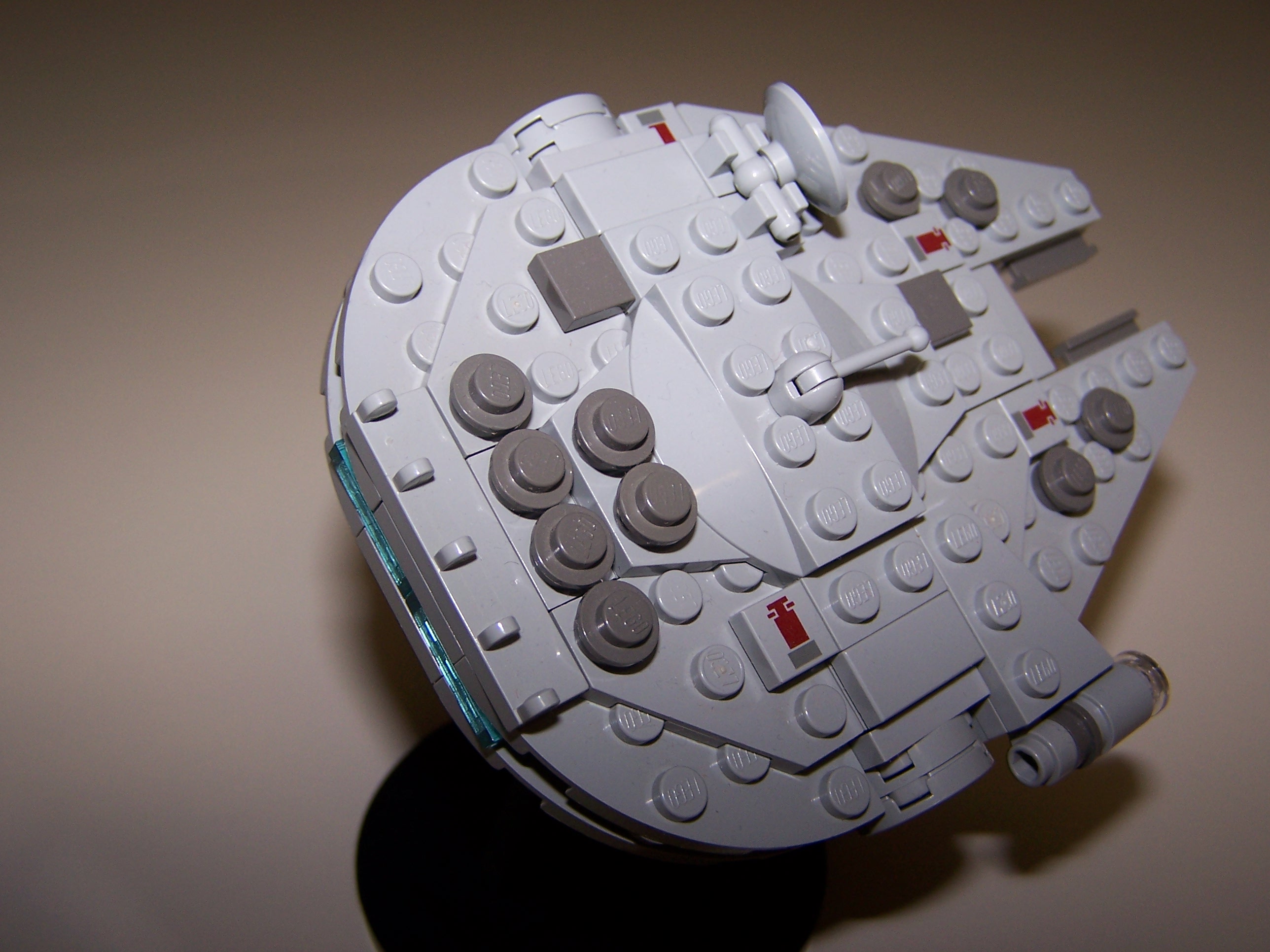 falcon_002.jpg