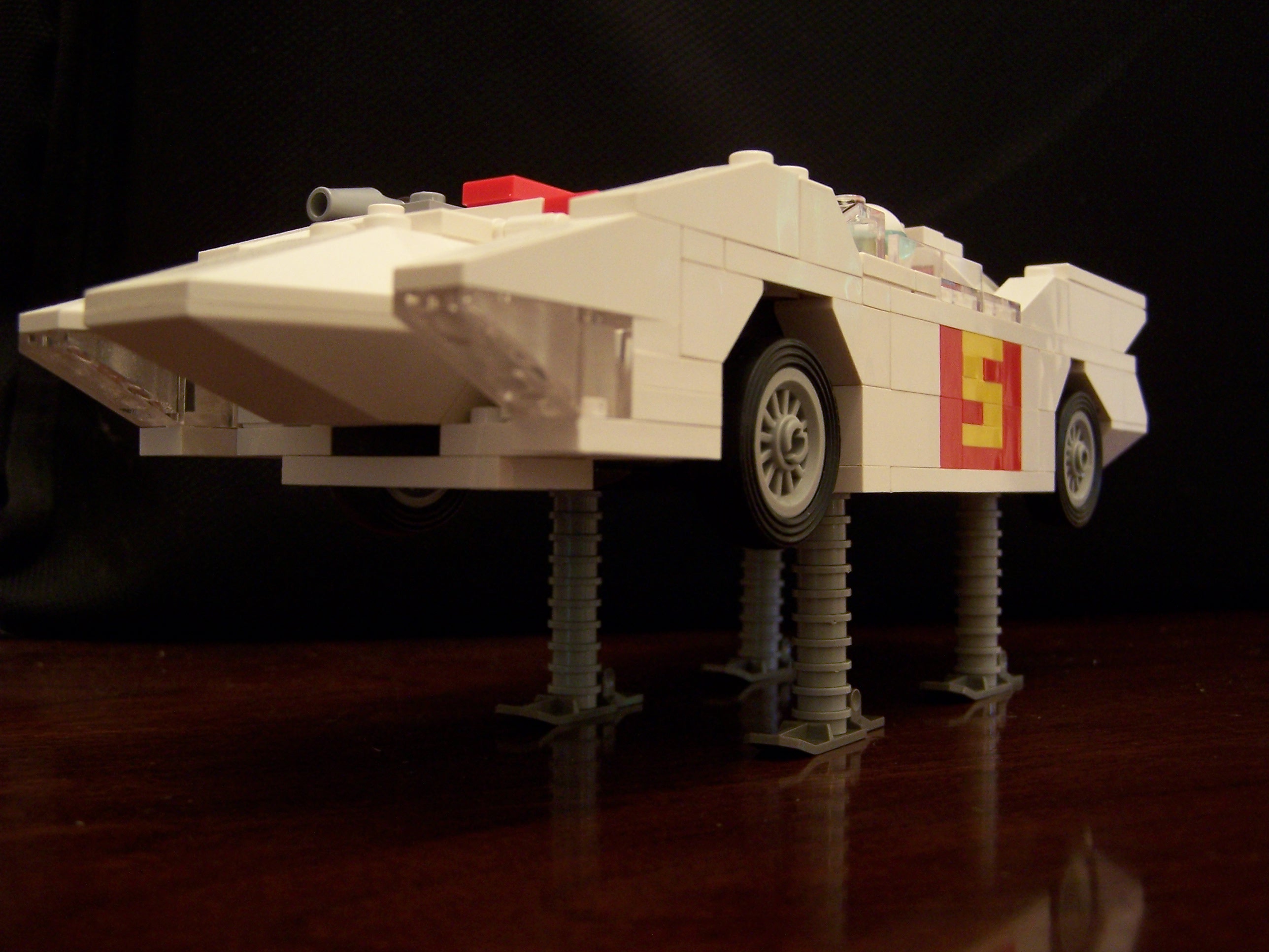mach_5_jacks_deployed.jpg