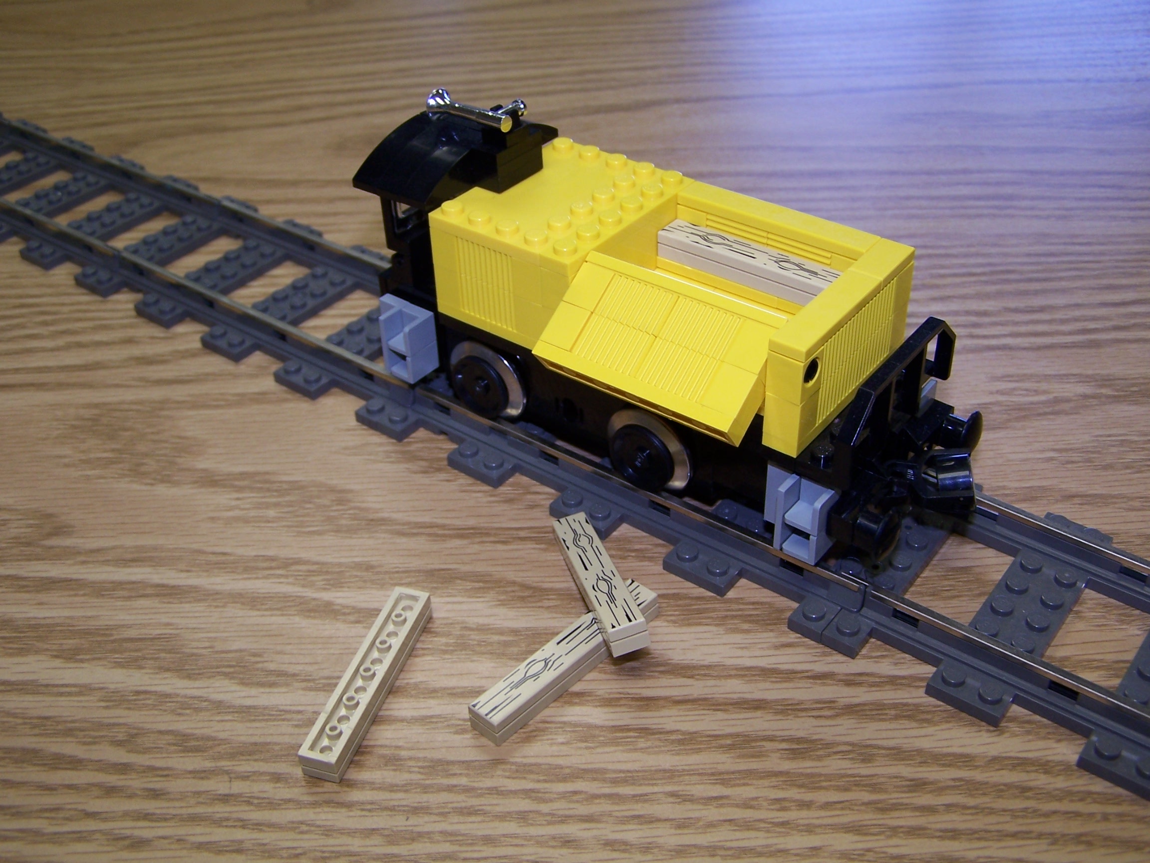 up_tie_car_04.jpg