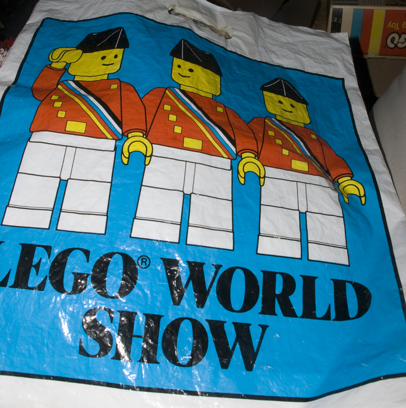 legoworldshowbag.jpg