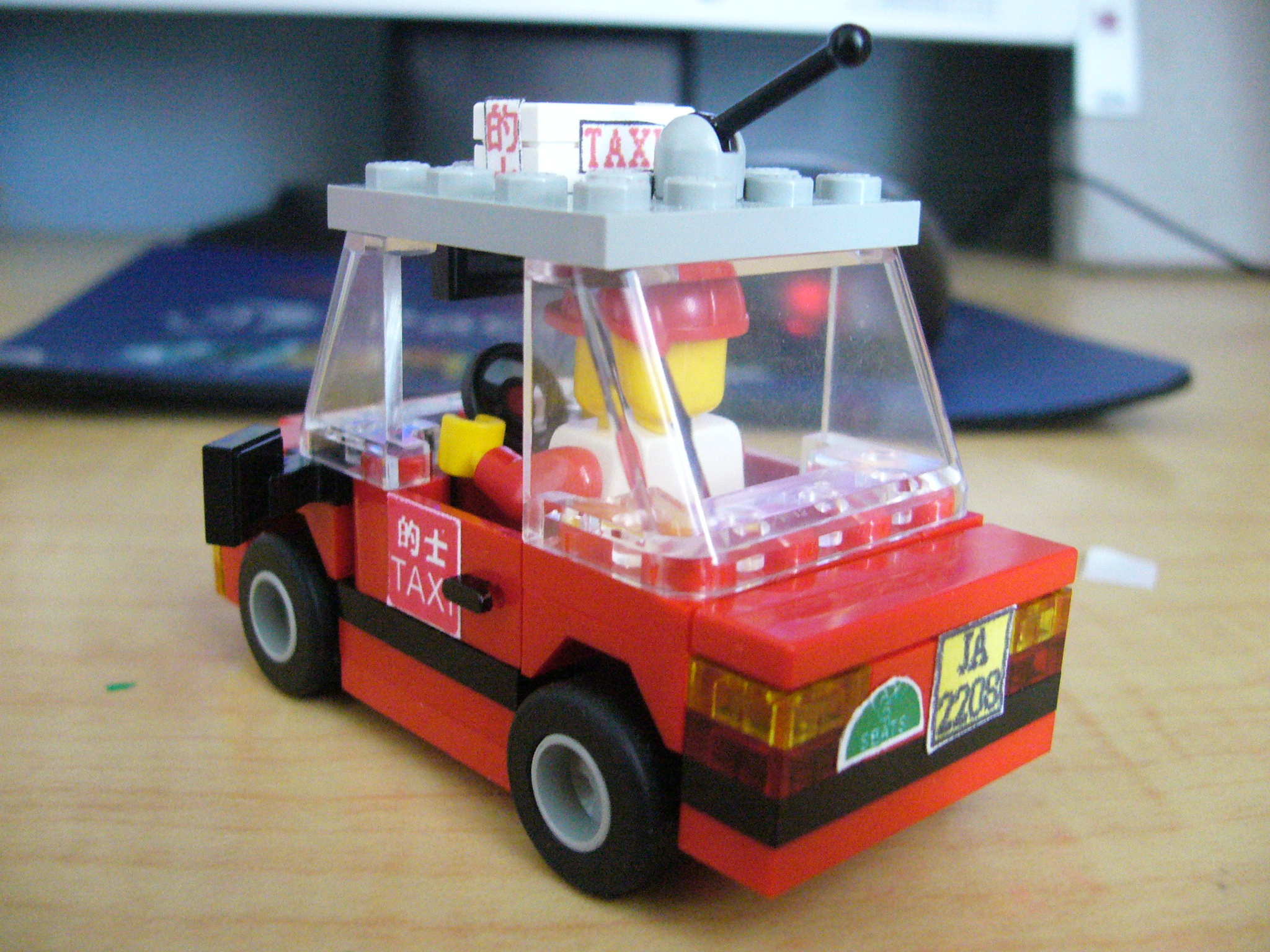 red_taxi_2.jpg