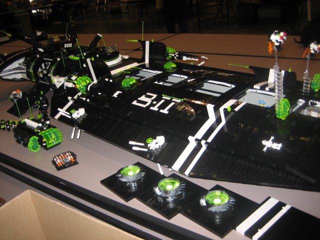 giant_blacktron_ship.jpg