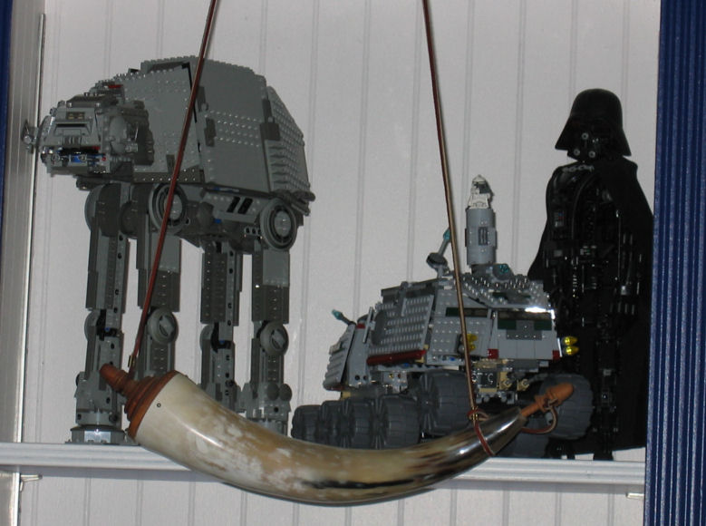 lego_shelves_4.jpg