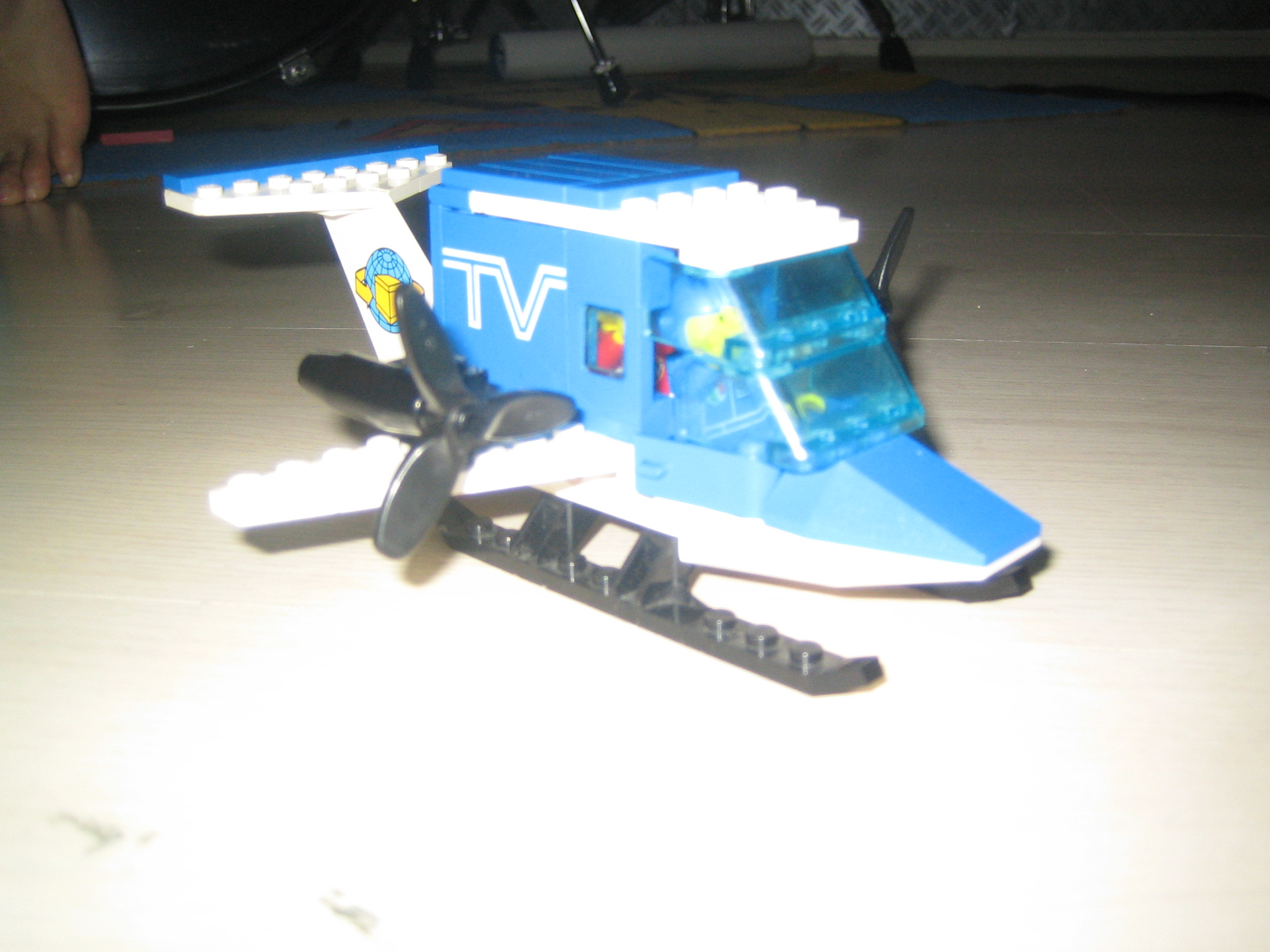 tvplane.jpg