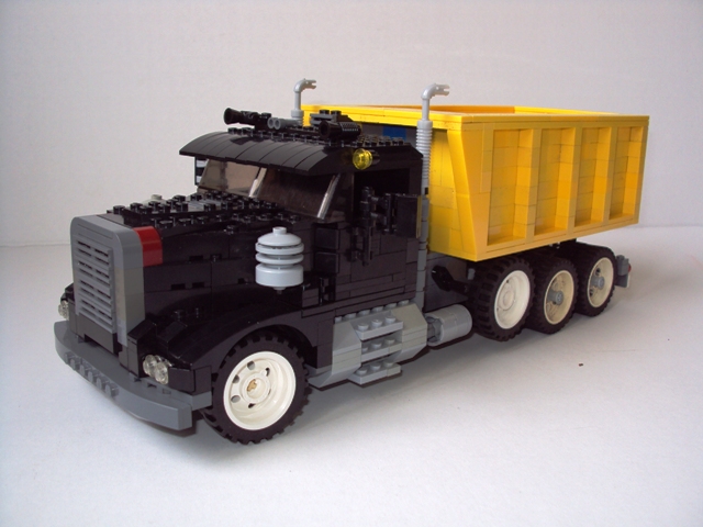 triaxle_dumptruck01.jpg