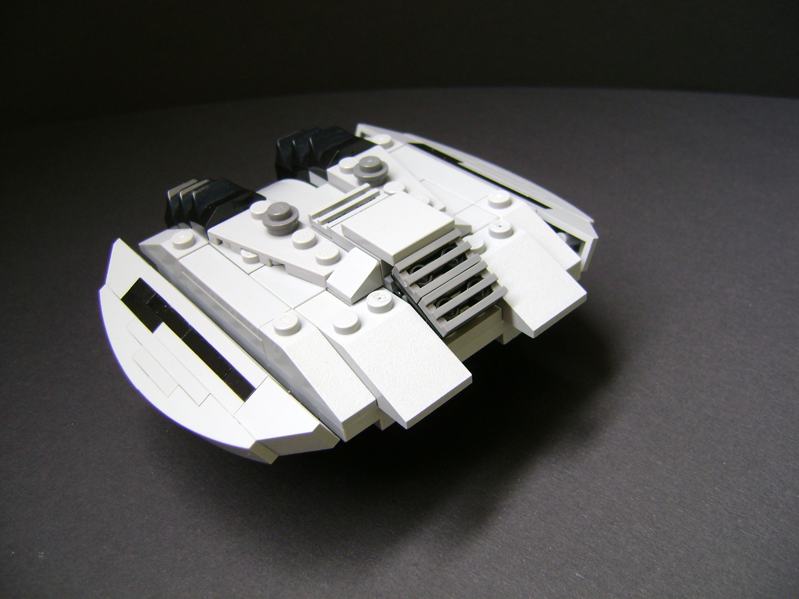 cylonmini02.jpg