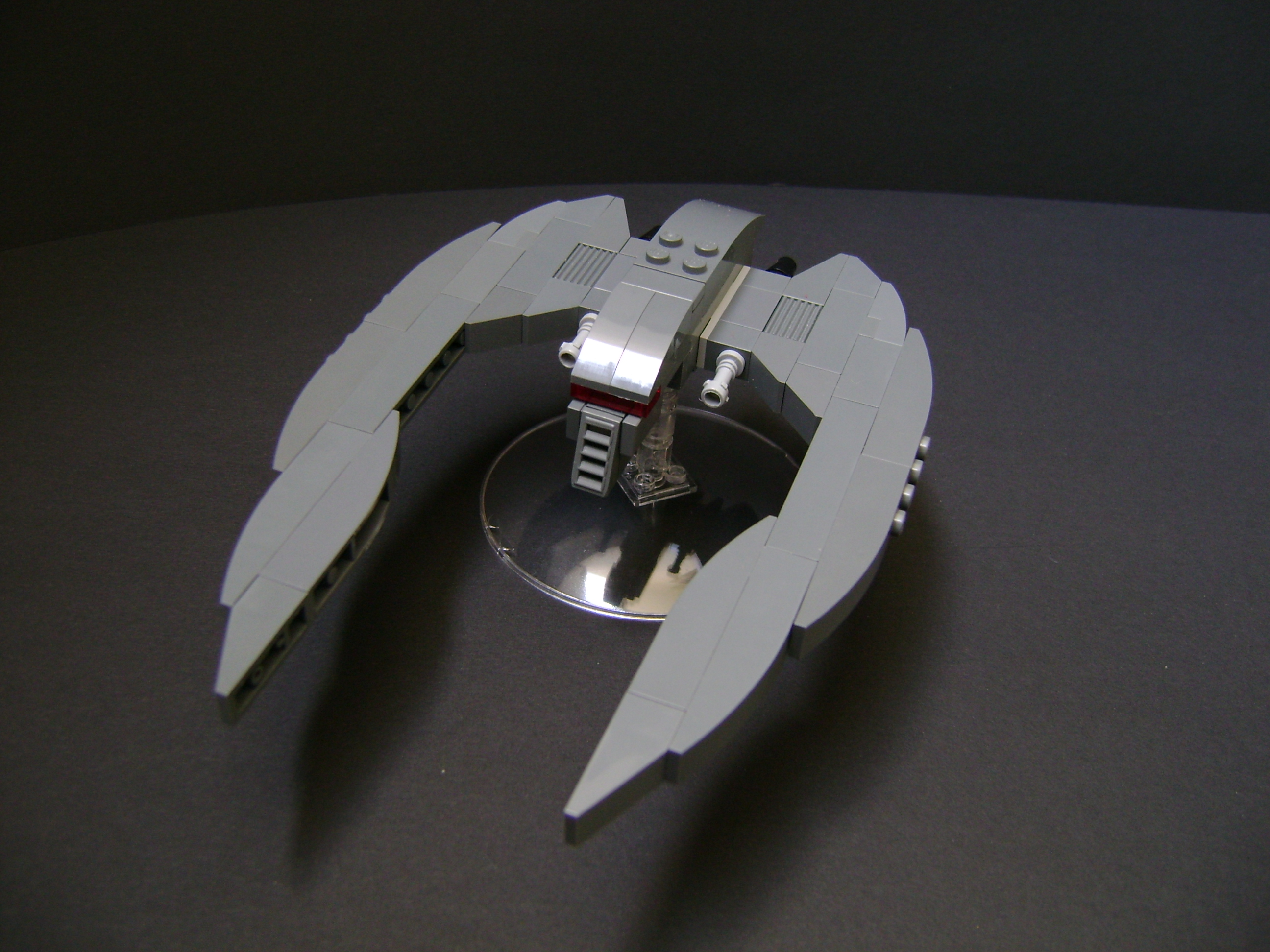 cylonmini05.jpg