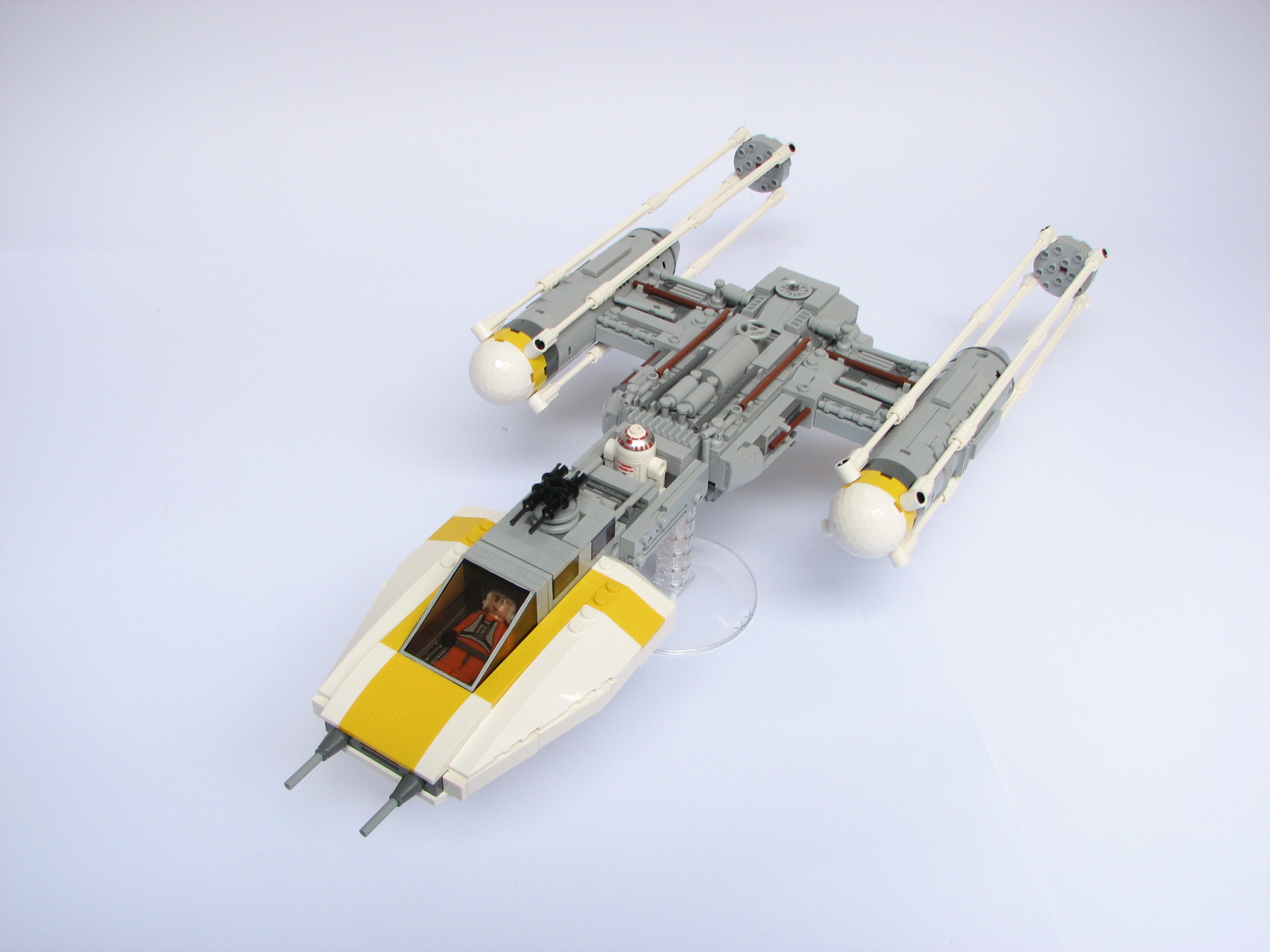 y-wing01.jpg