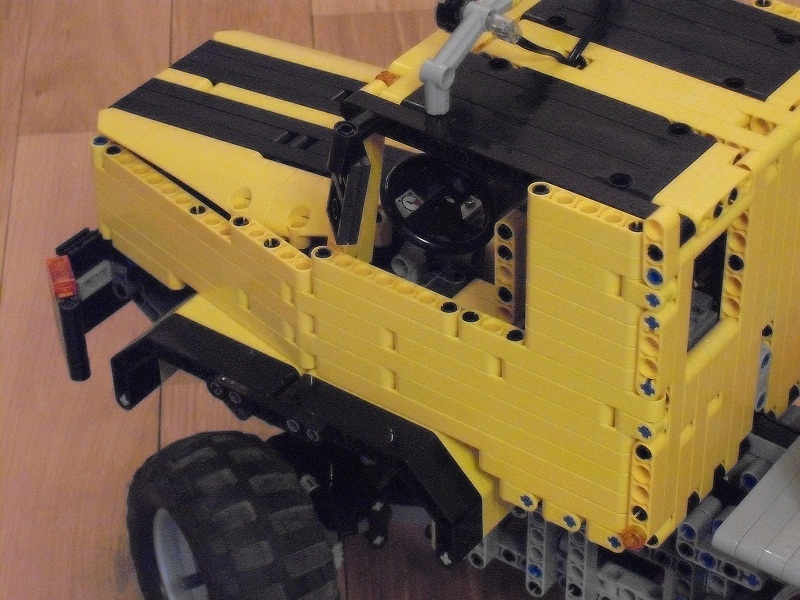 zetros_1833a_4x4_08.jpg