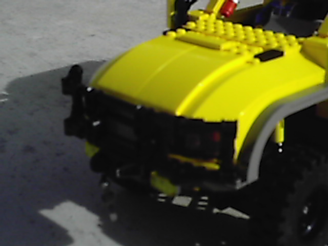 4404_off_road_expedtion_vehicle_009.jpg