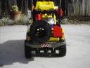 4404_off_road_expedtion_vehicle_006.jpg