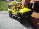 4404_off_road_expedtion_vehicle_027.jpg