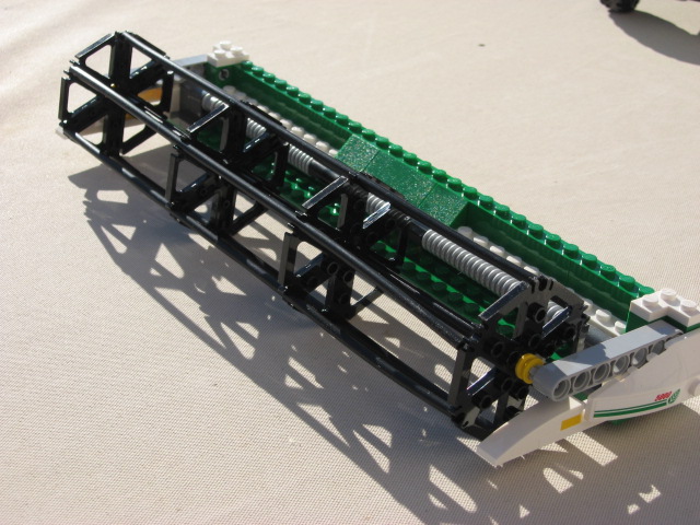 7636_combine_harvester_019.jpg