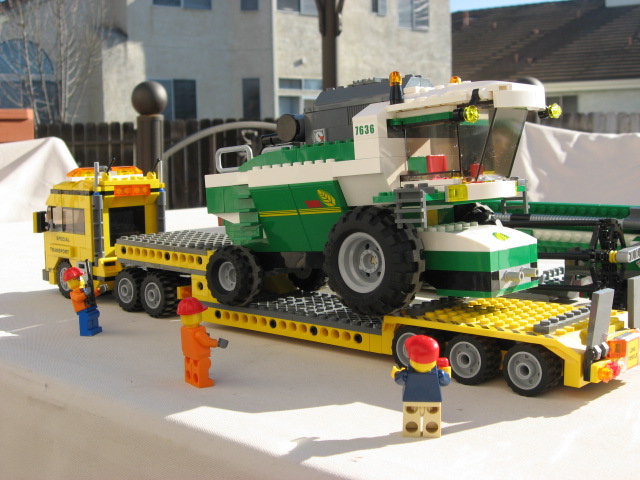 7636_combine_harvester_031.jpg