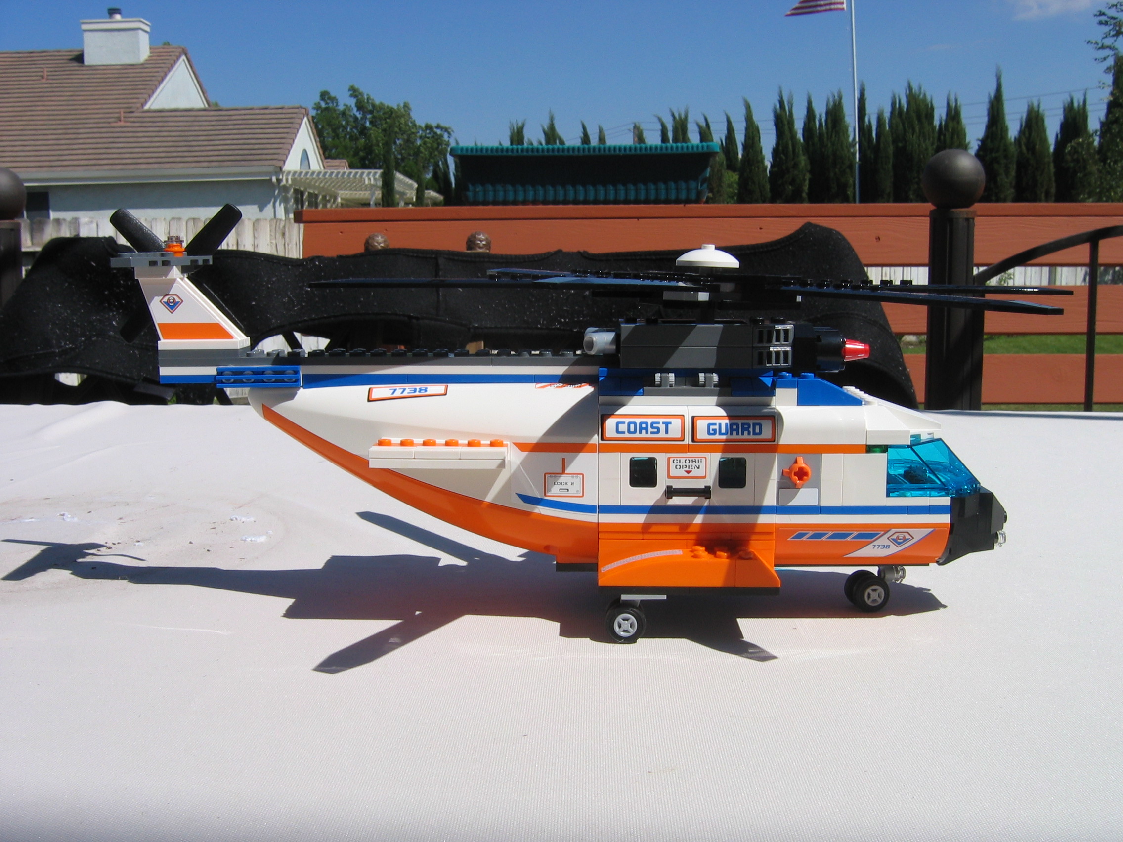 7738_coast_gaurd_helicopter_014.jpg