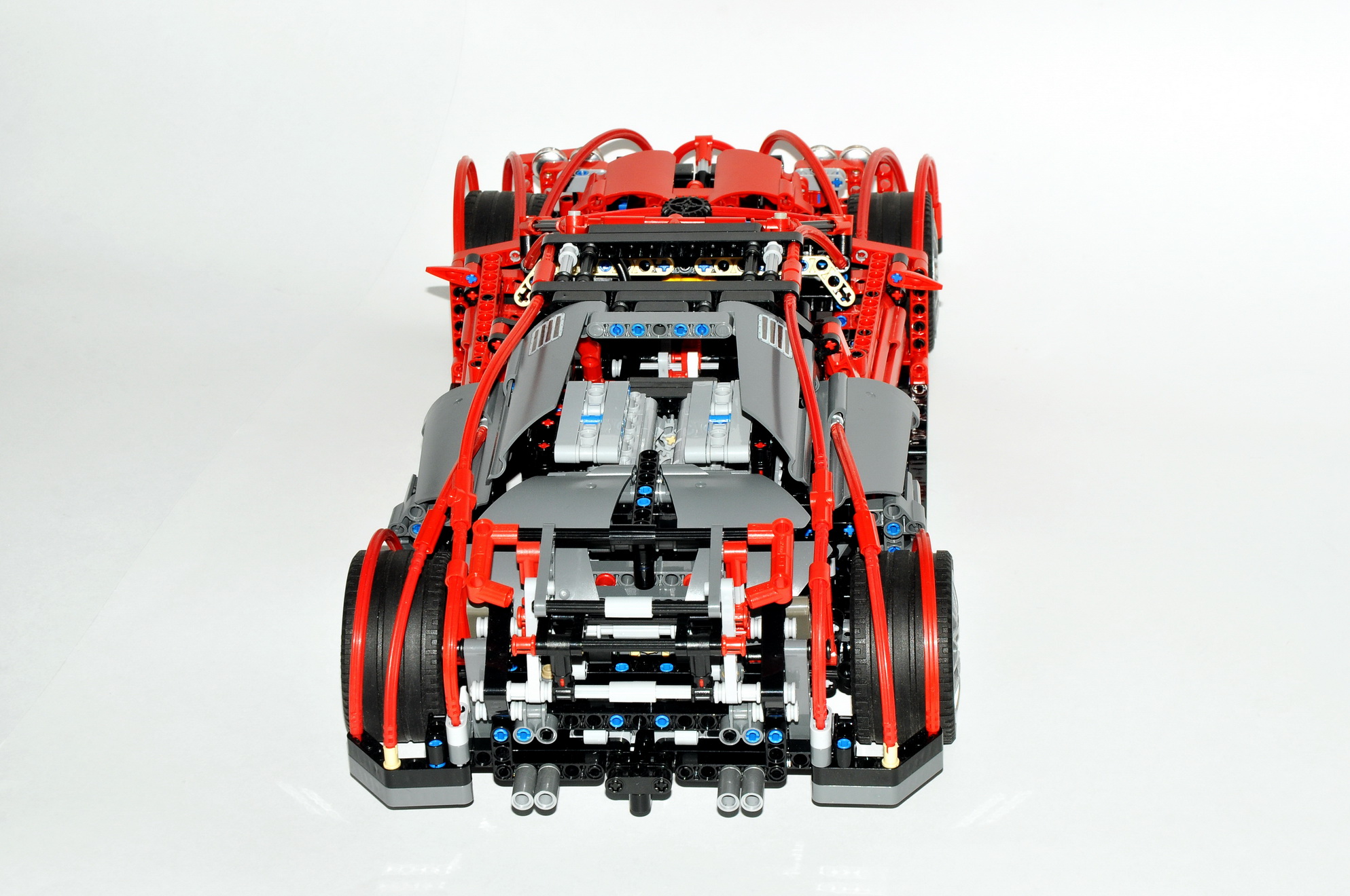 bugatti_05.jpg