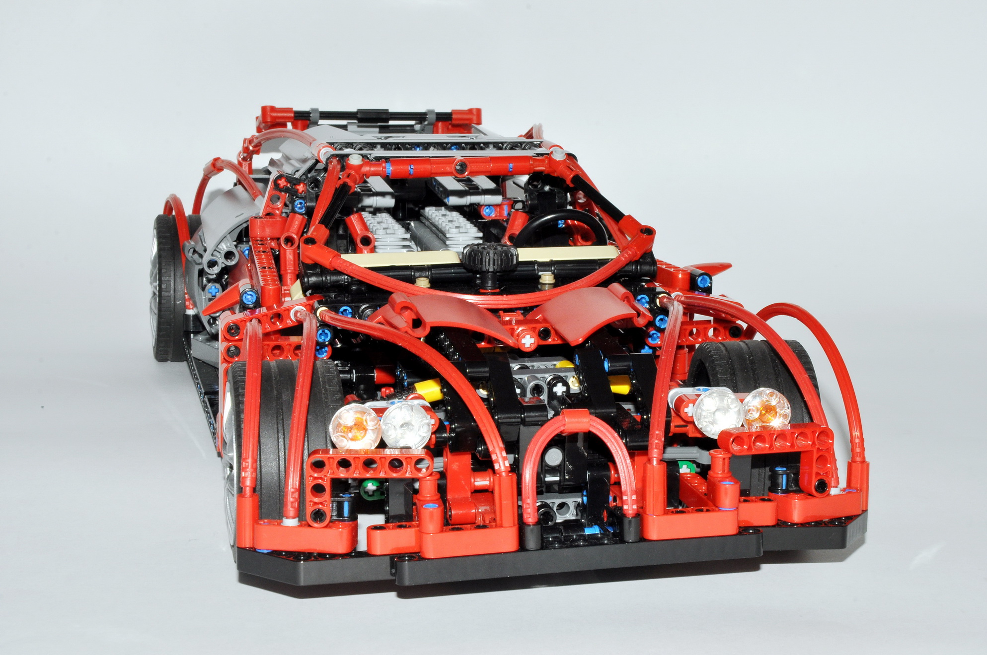 bugatti_08.jpg