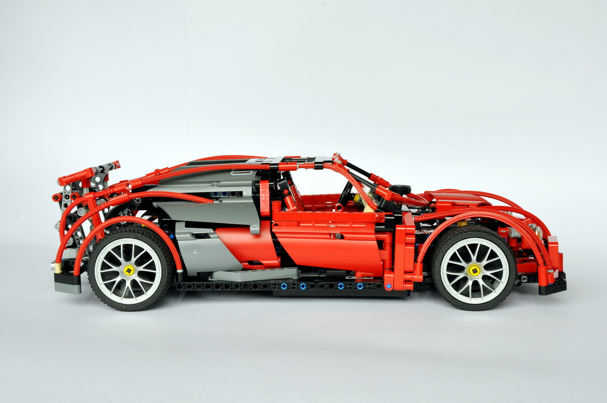 bugatti_09.jpg
