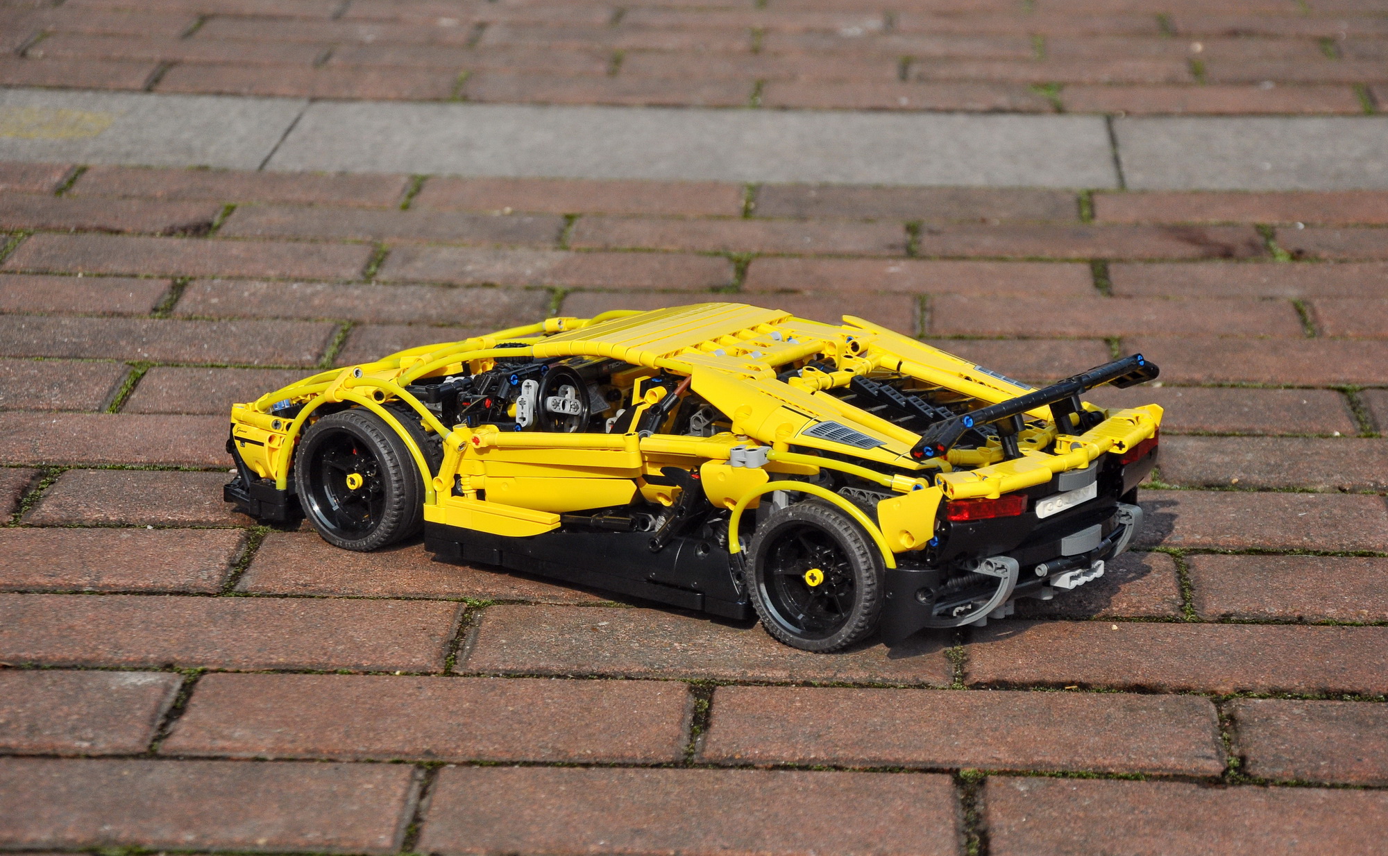 lb02.jpg