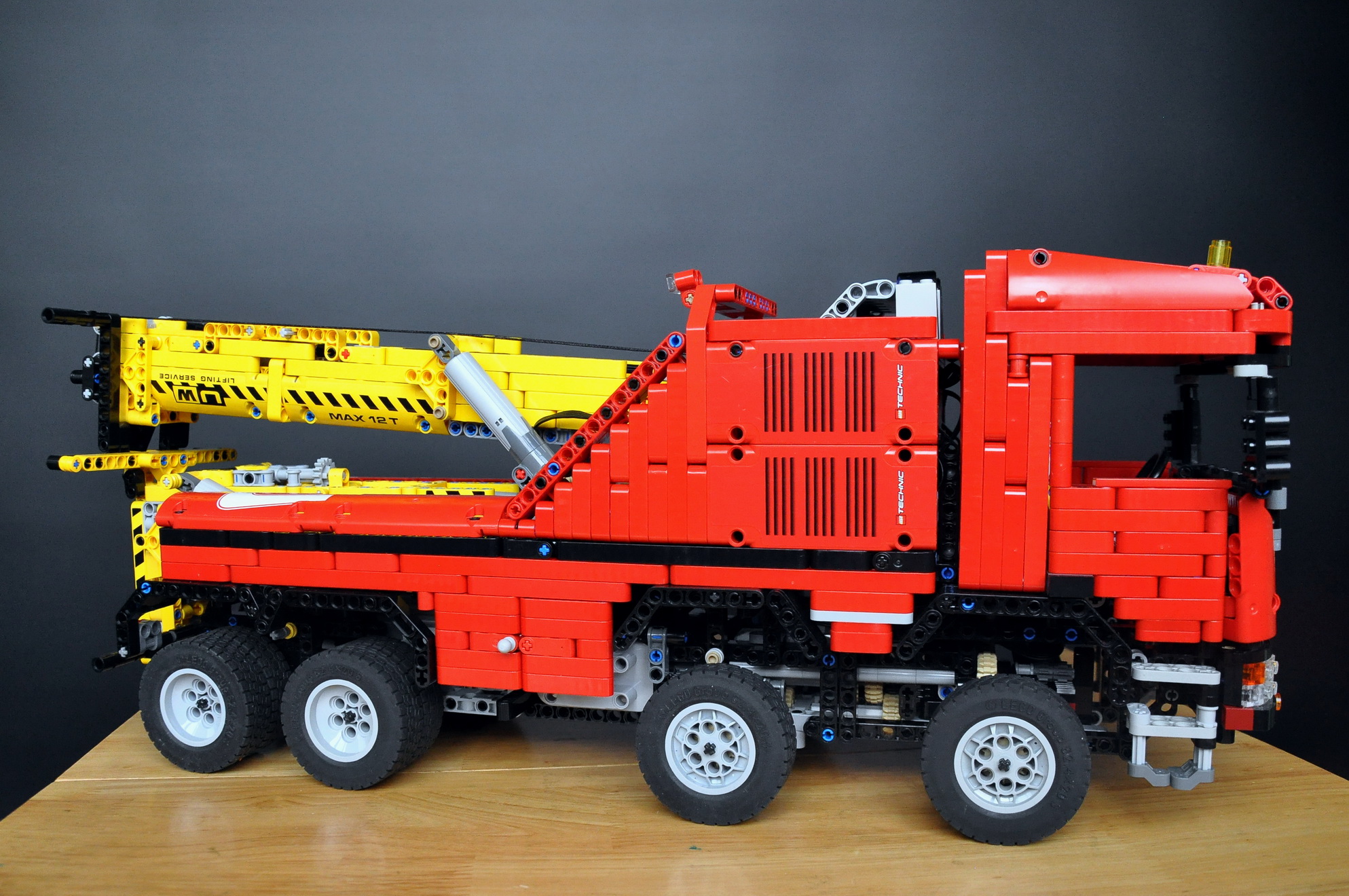 scania_08.jpg