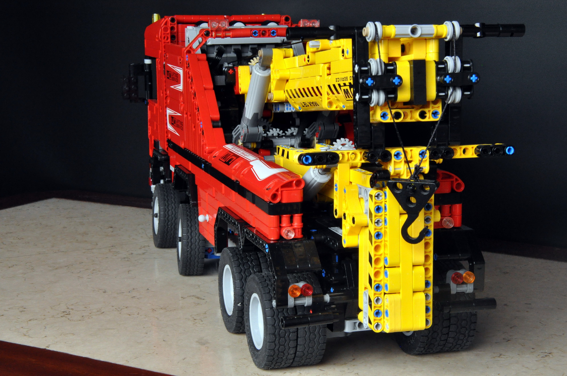 scania_32.jpg