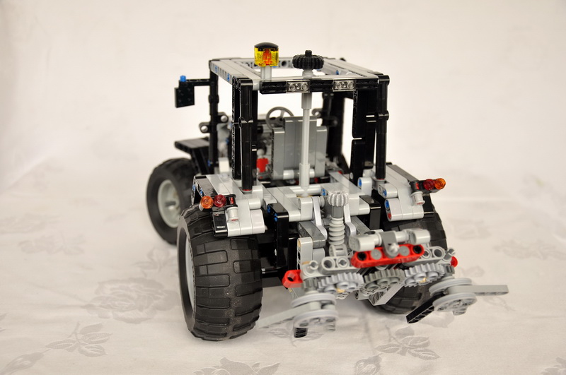tractor_12.jpg
