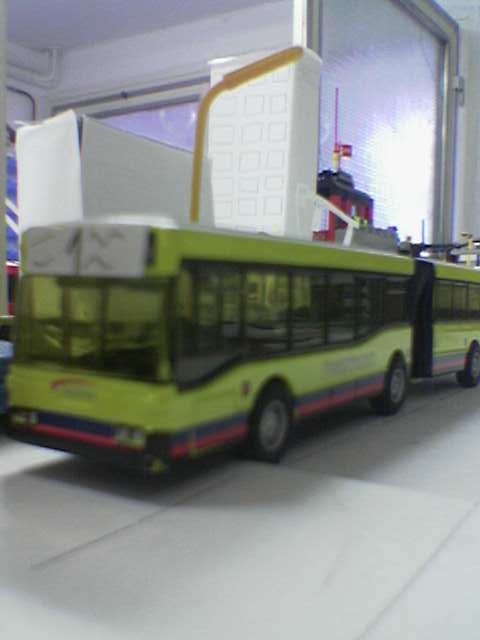 ct_781_type_bus_in_line_1.jpg