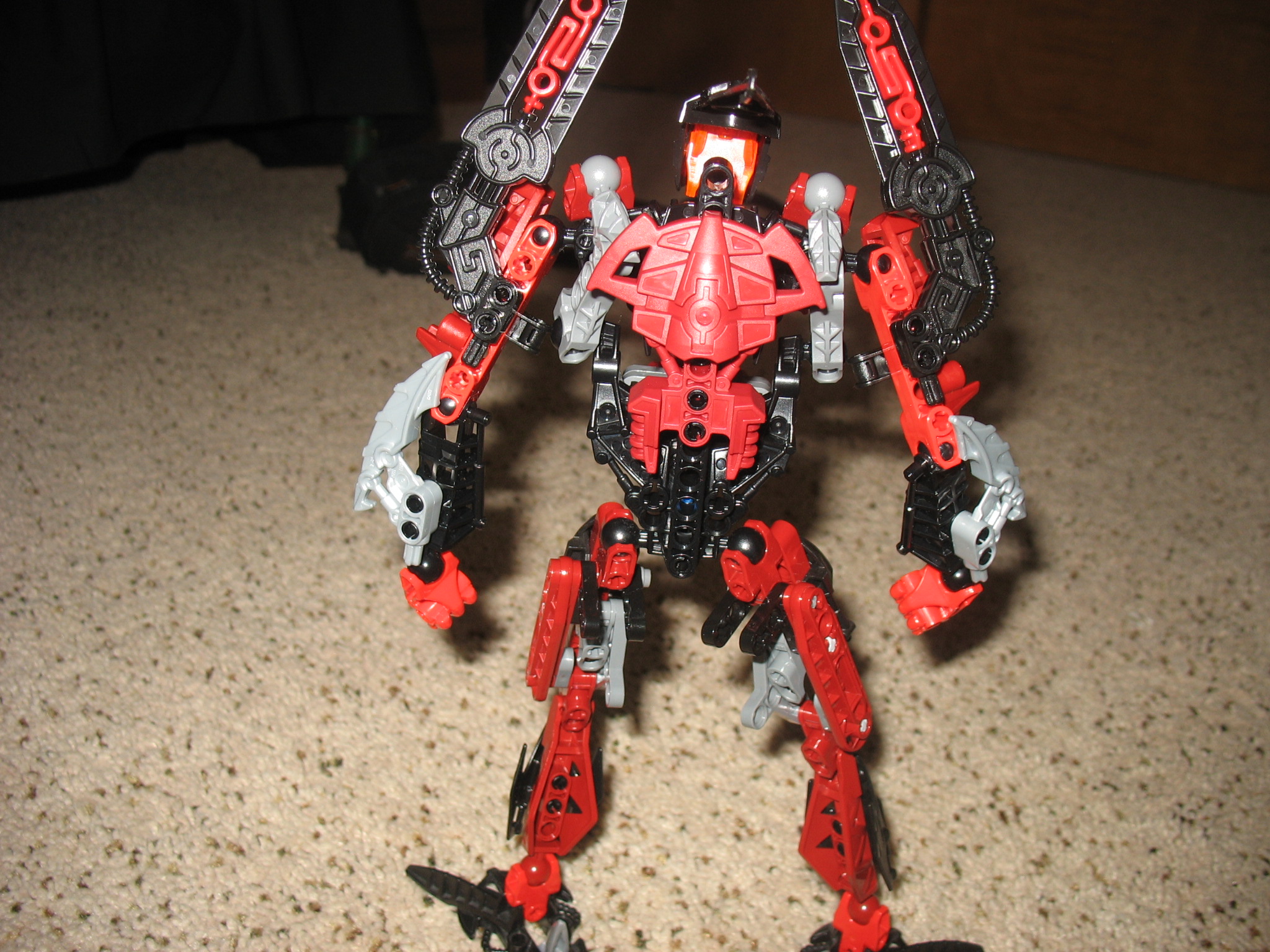 makuta_kradox_5.jpg
