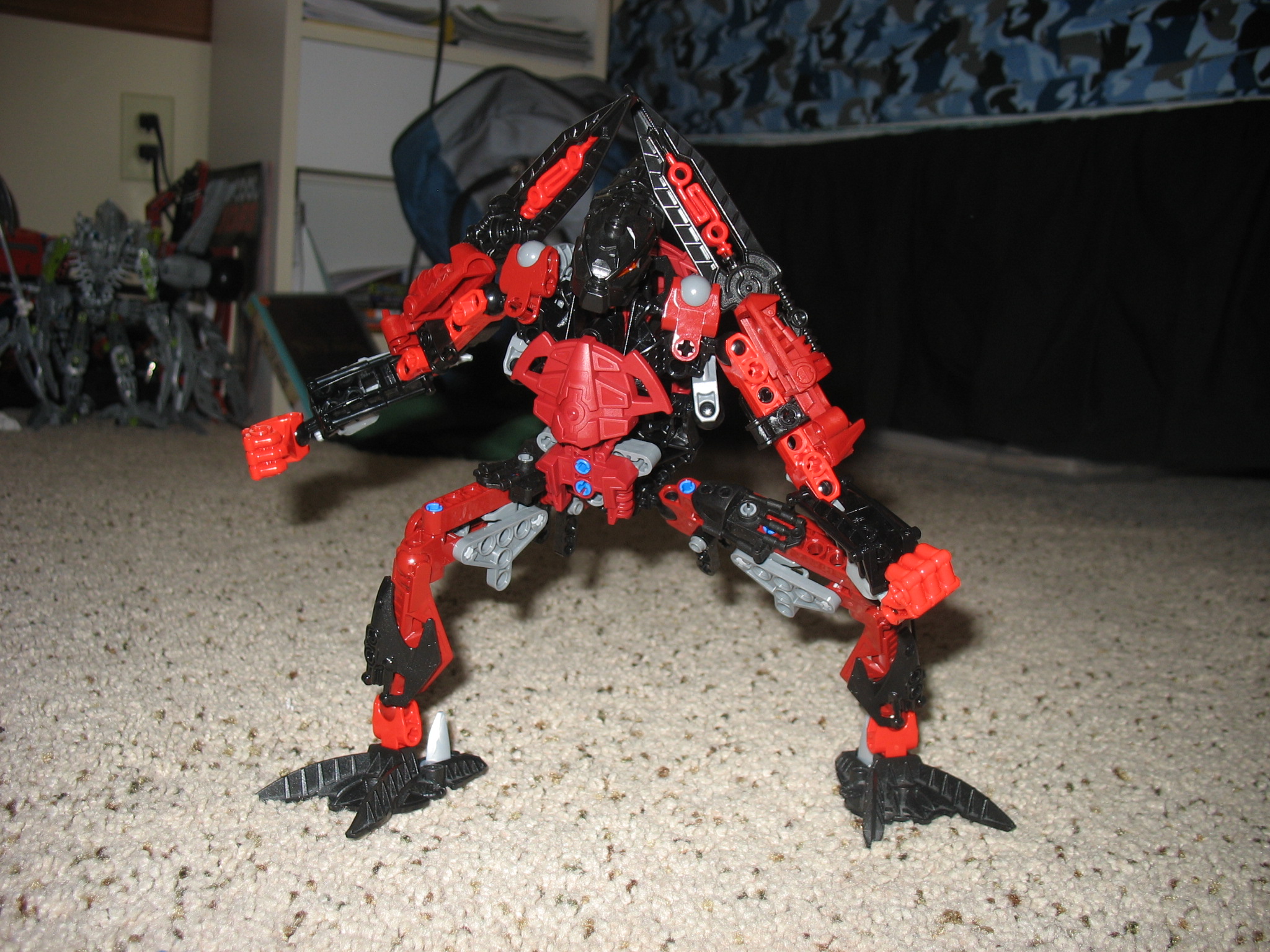 makuta_kradox_7.jpg