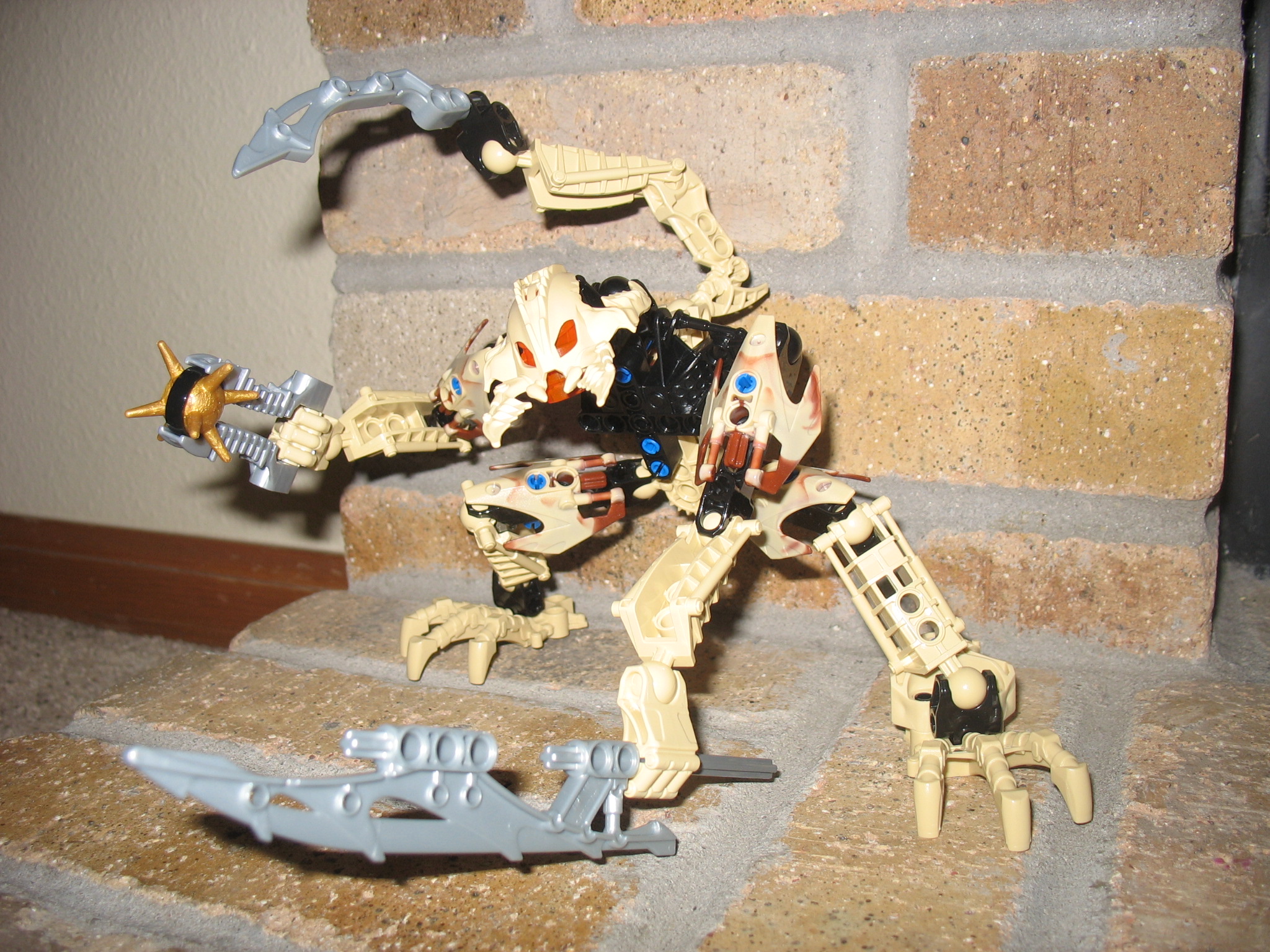 bionicle_creations_010.jpg
